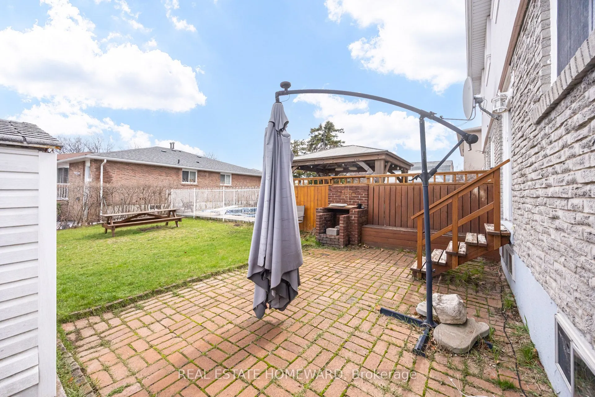 783 Dodsworth Crescent