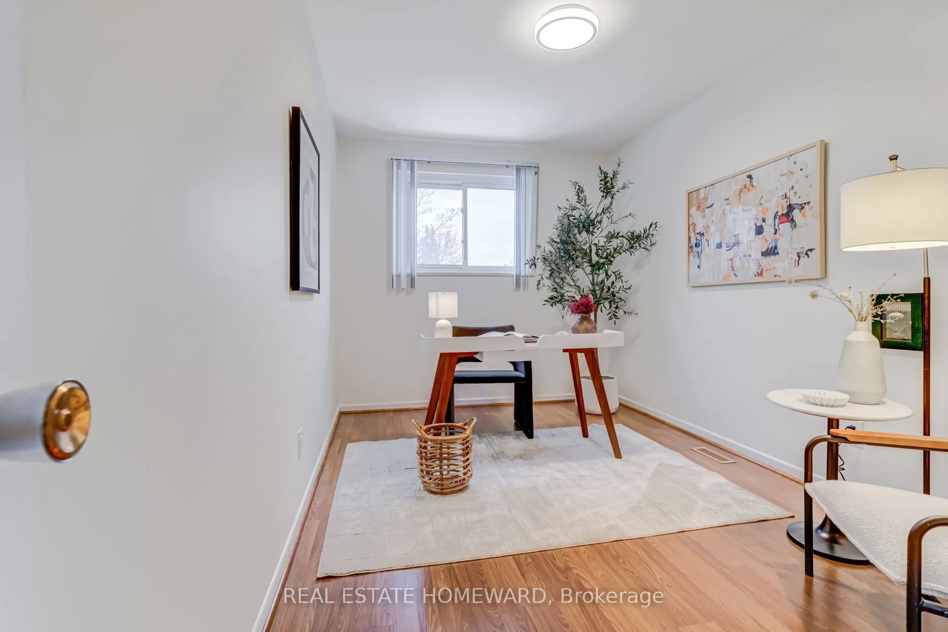 783 Dodsworth Crescent