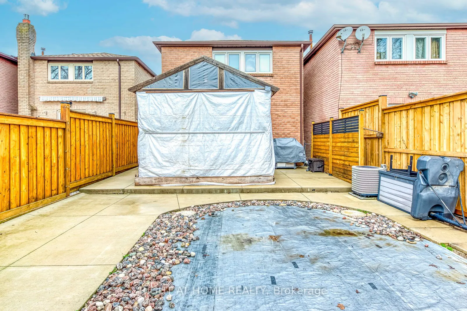 4164 Forest Fire Crescent