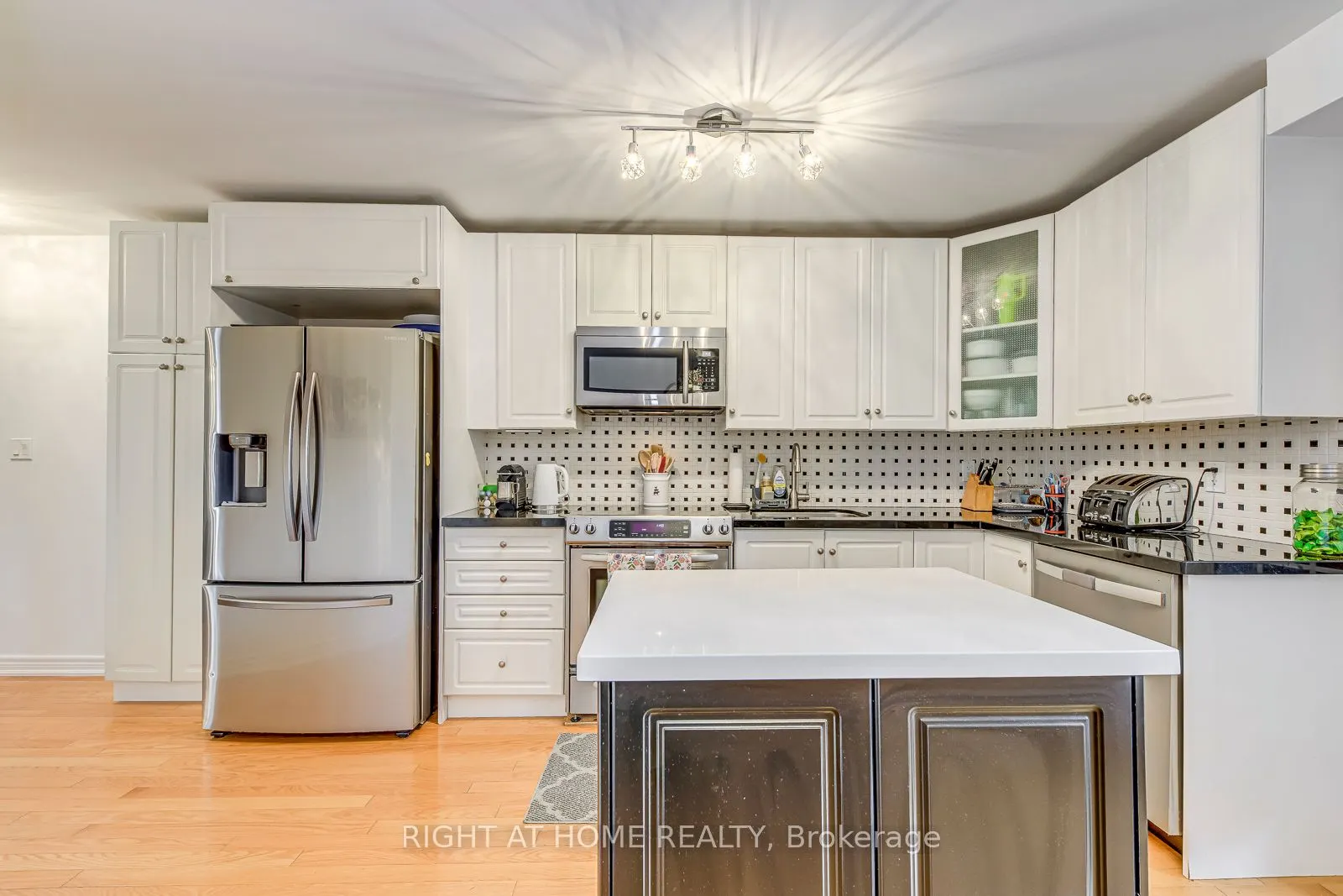 4164 Forest Fire Crescent
