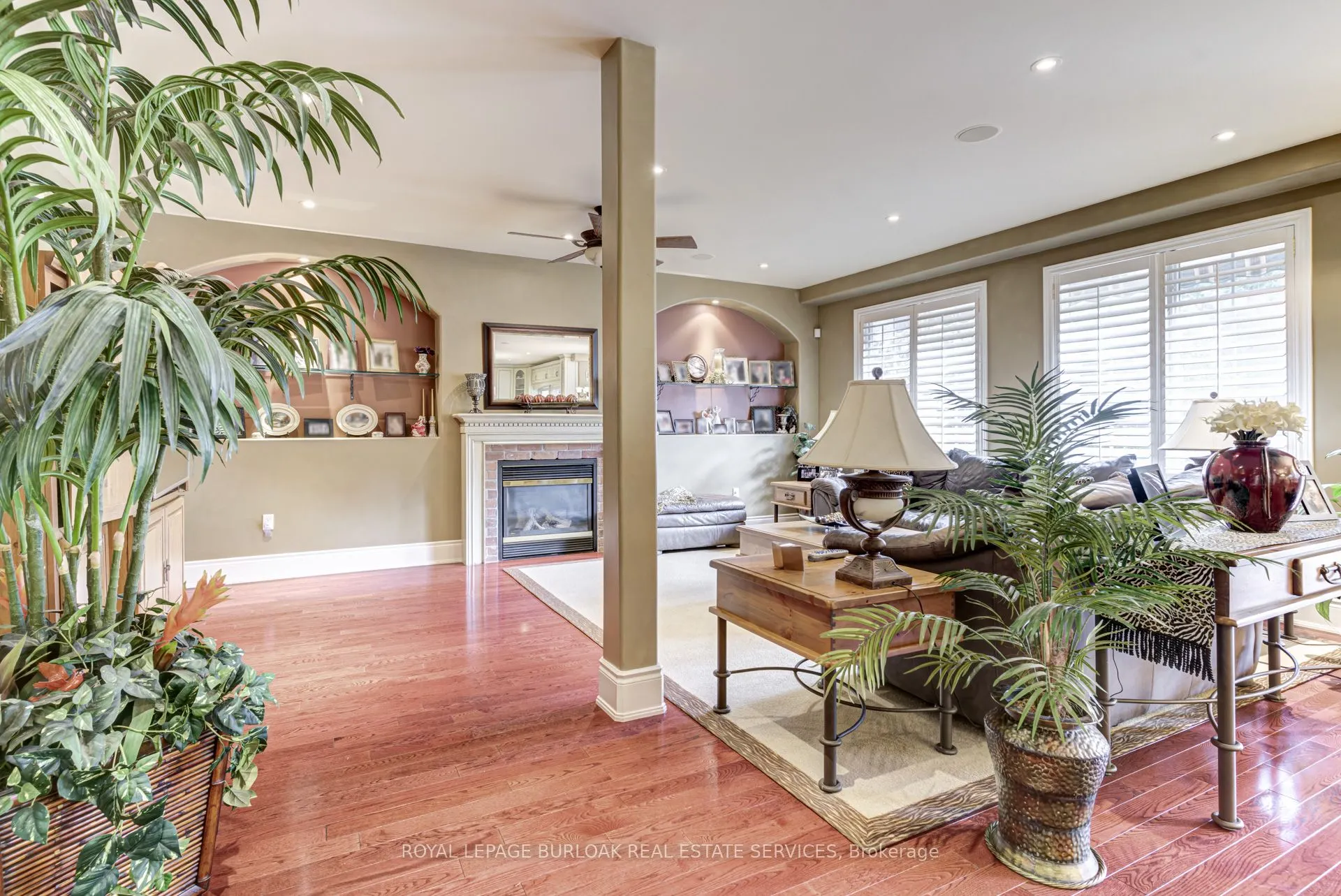 4278 Clubview Drive