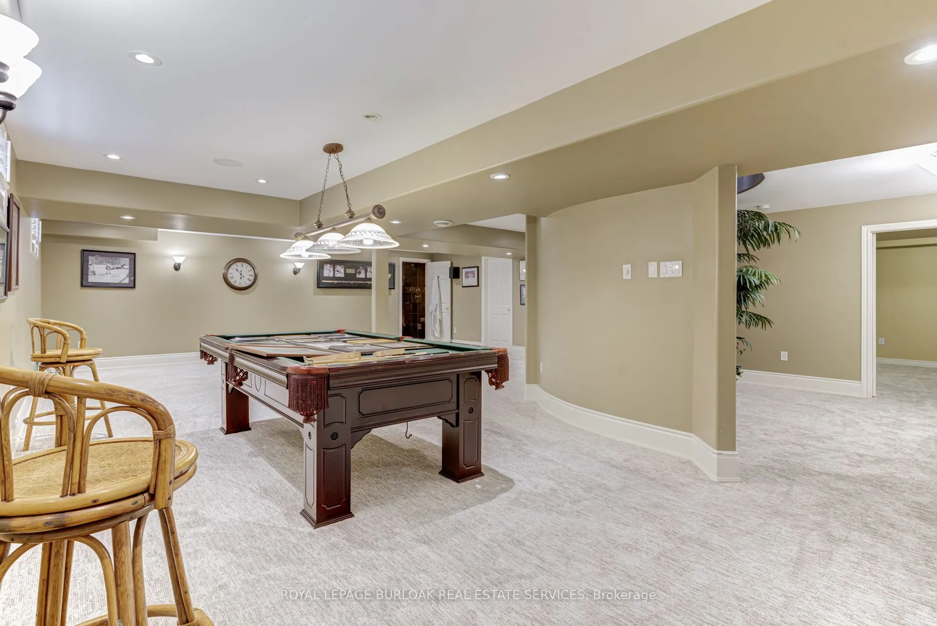 4278 Clubview Drive