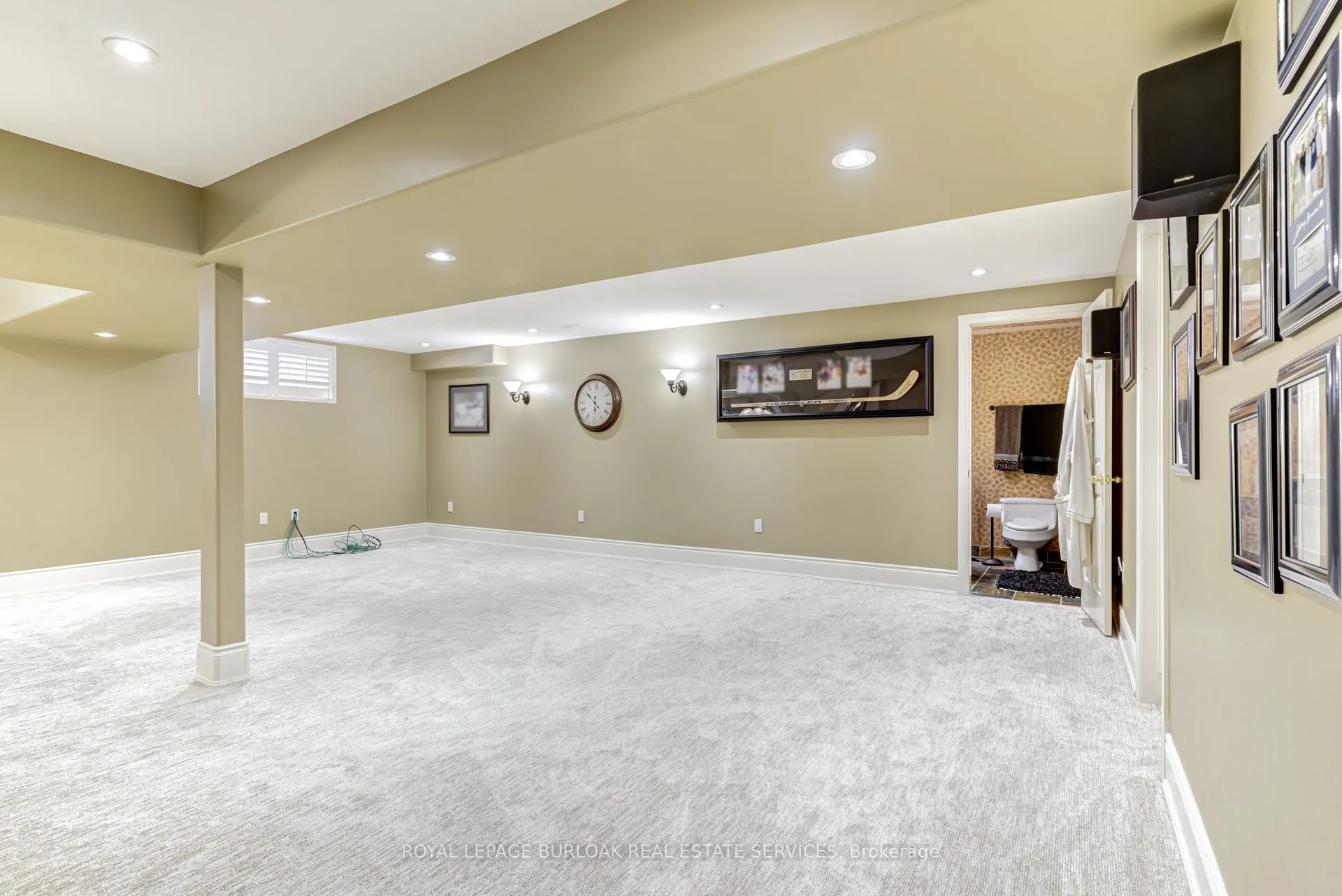 4278 Clubview Drive