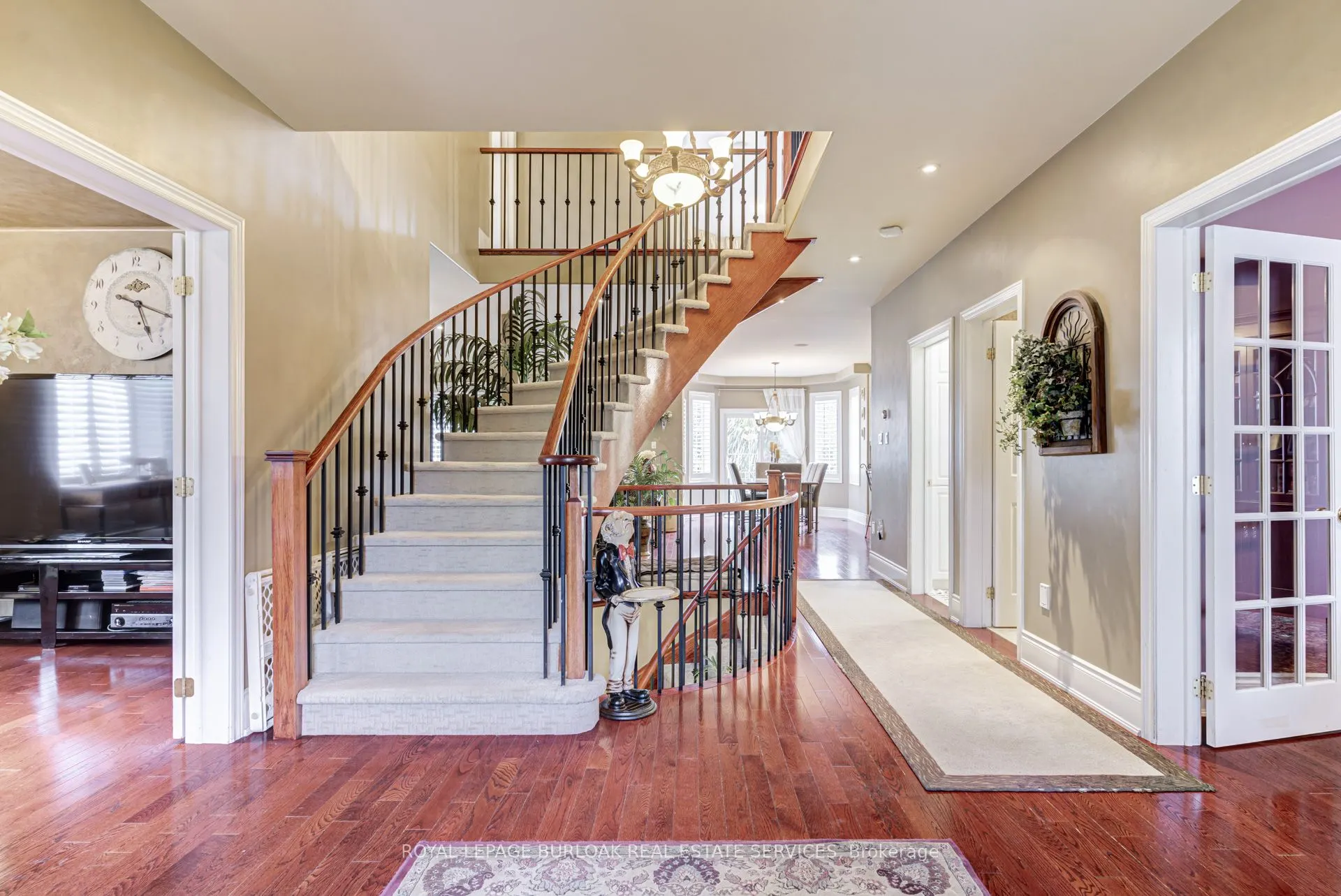 4278 Clubview Drive