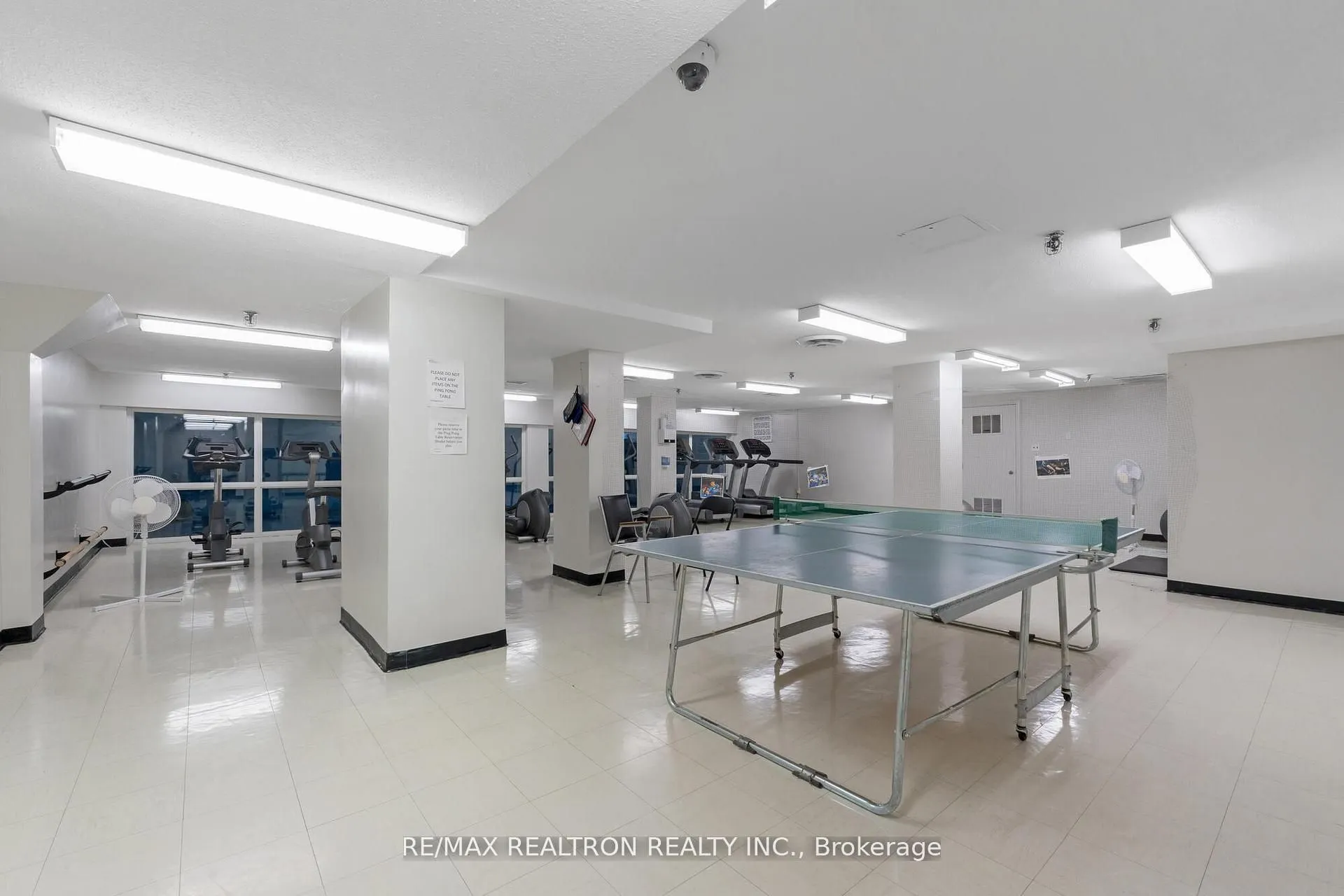 155 Marlee Avenue #909