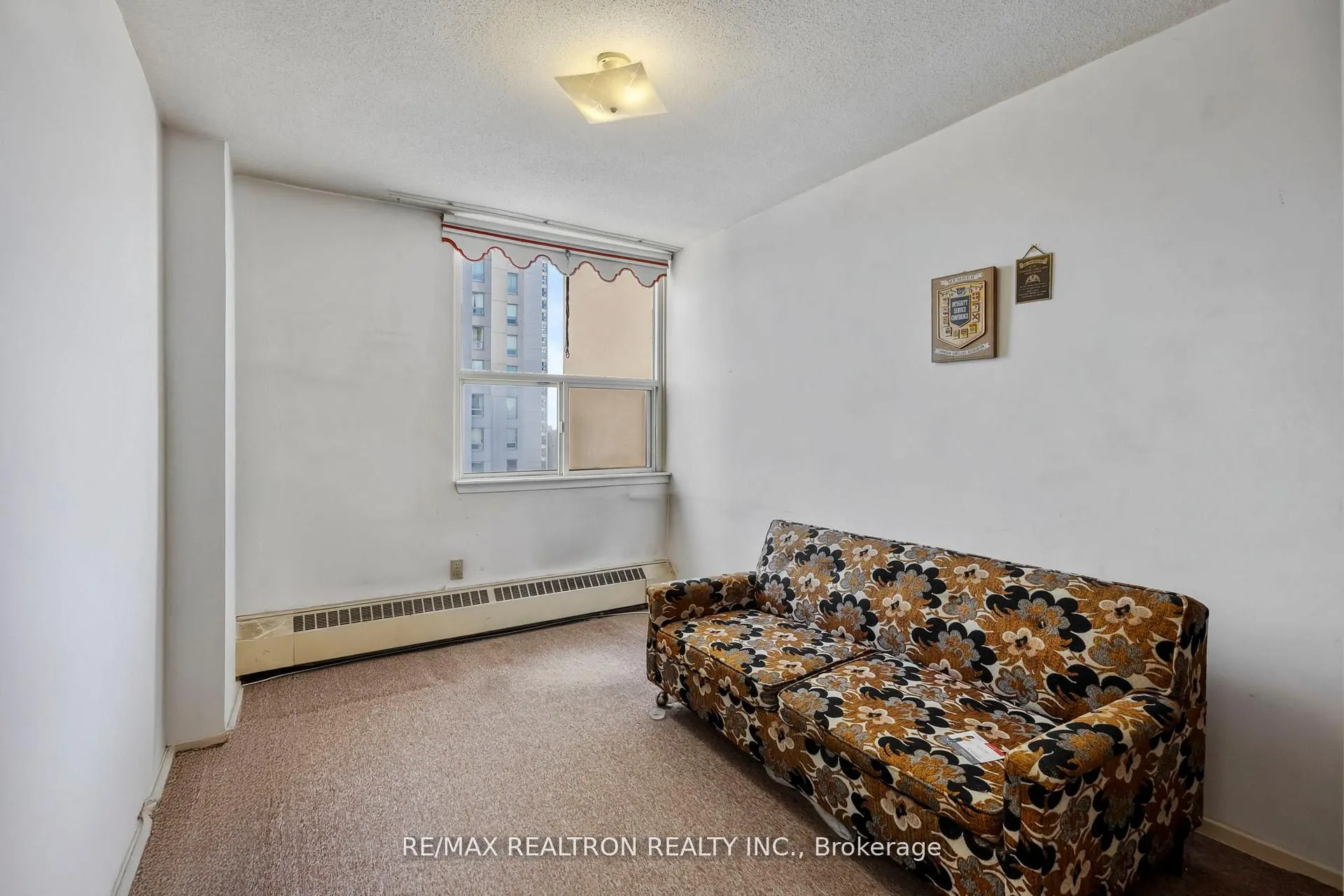 155 Marlee Avenue #909