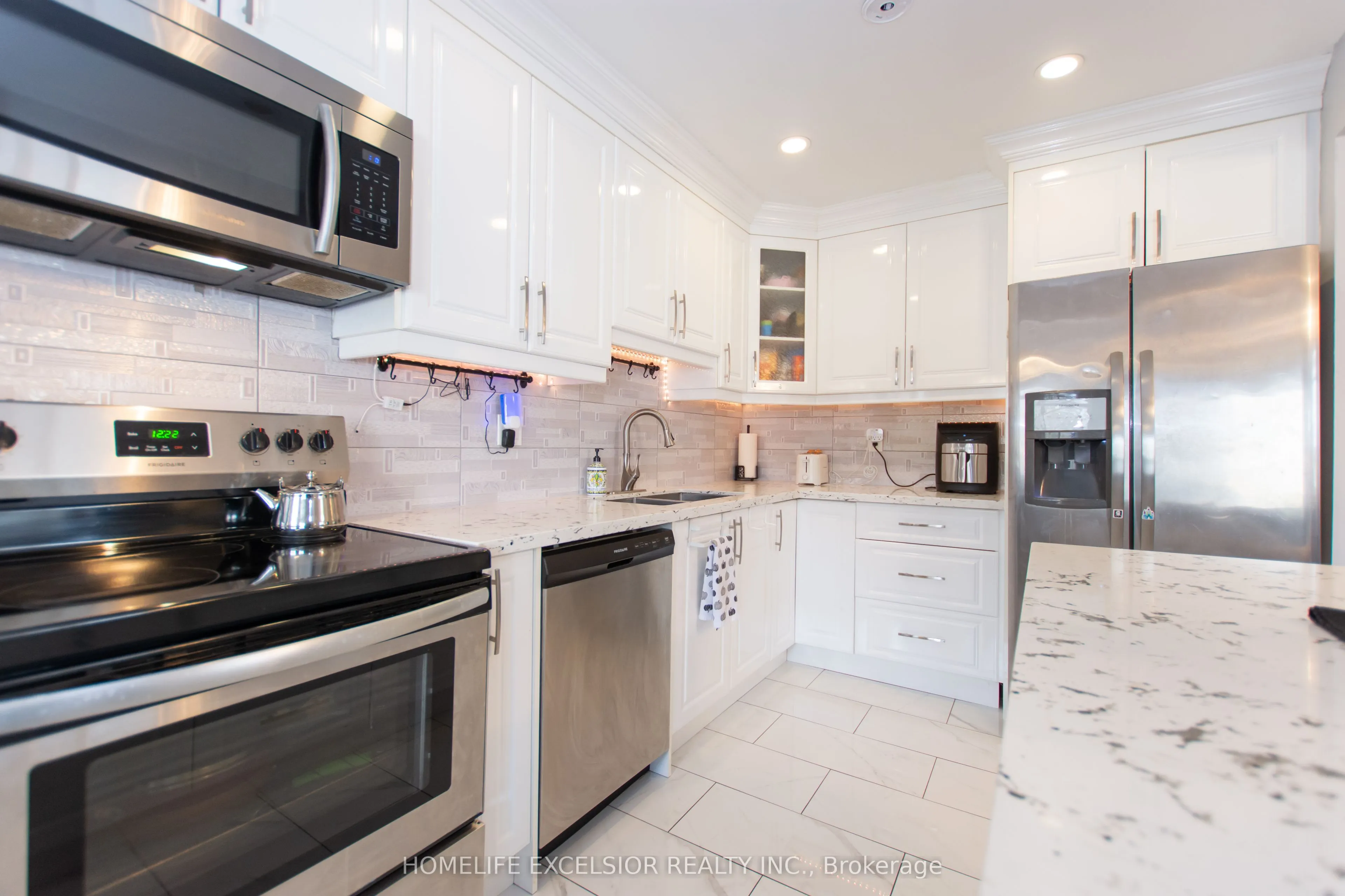 2200 Glenwood School Drive #9
