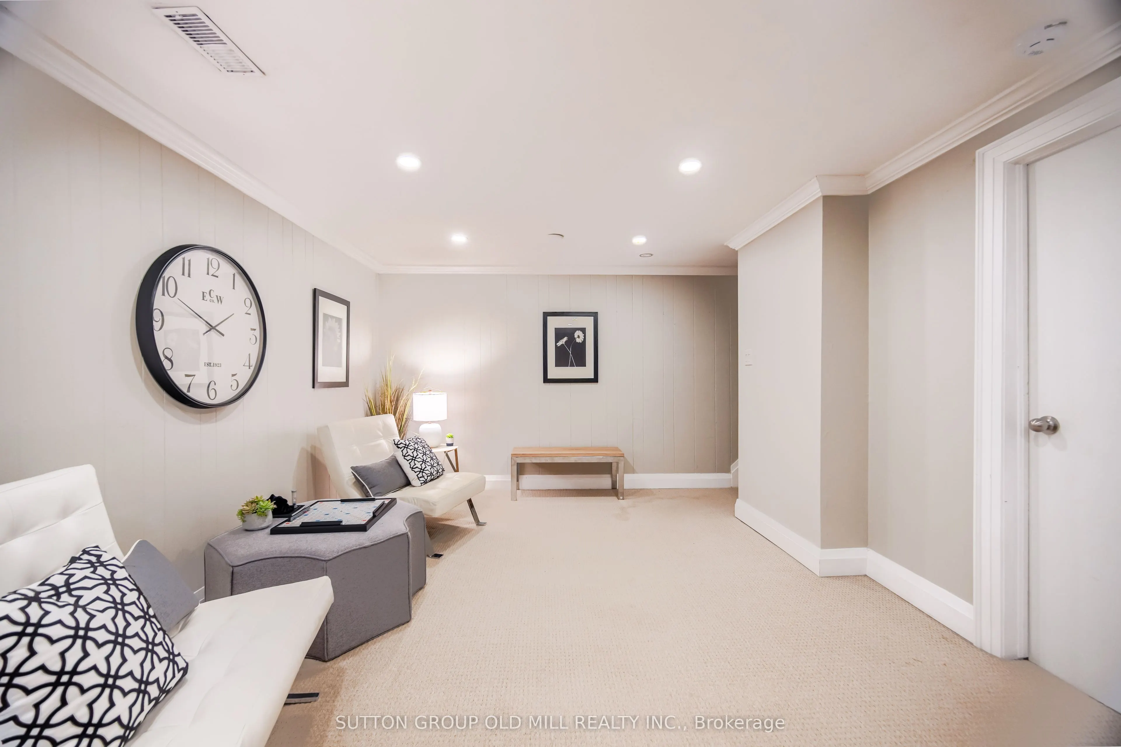 685 Francis Road #1