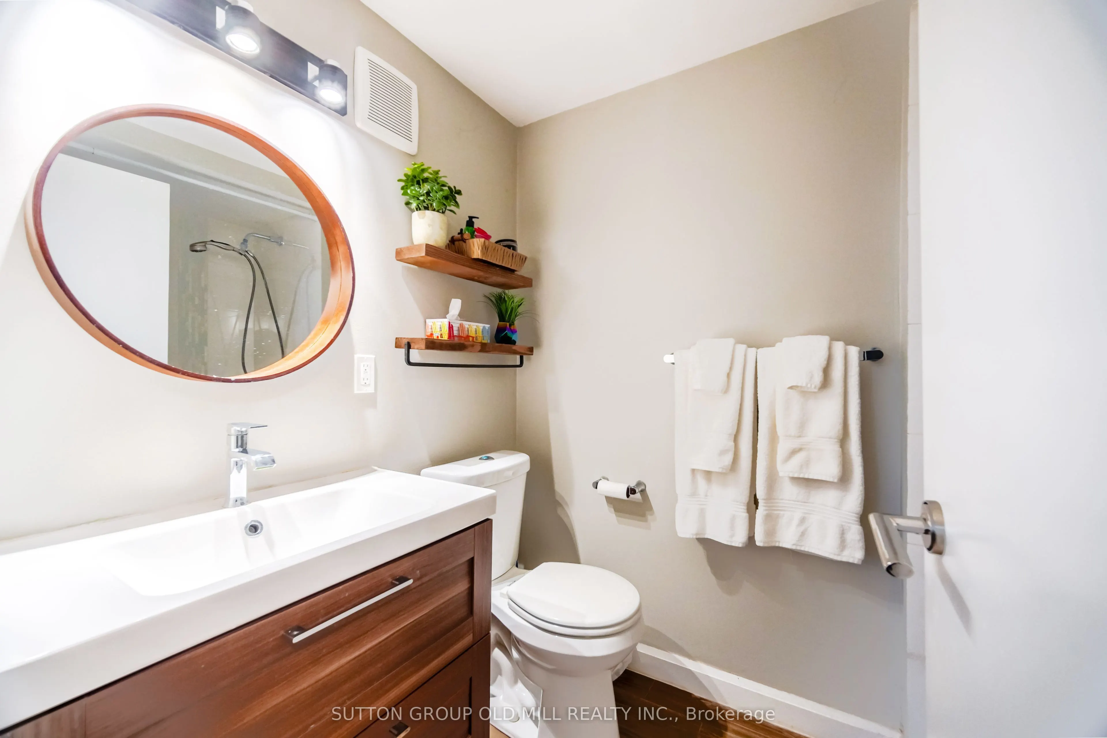 685 Francis Road #1