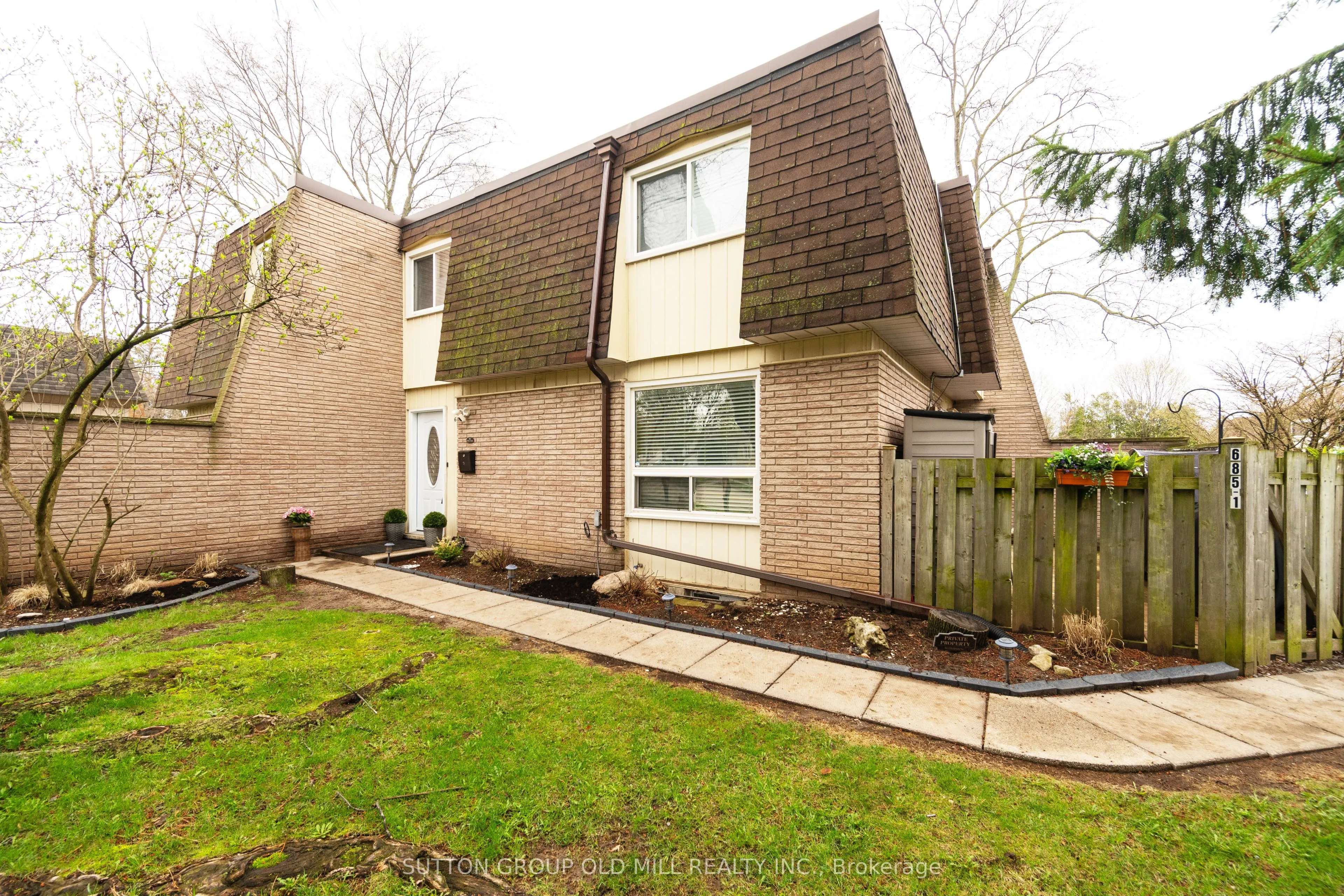 685 Francis Road #1