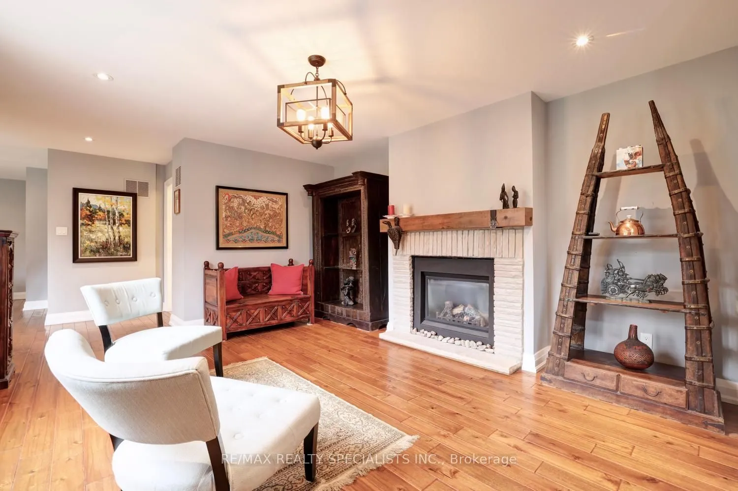 1301 Gatehouse Drive