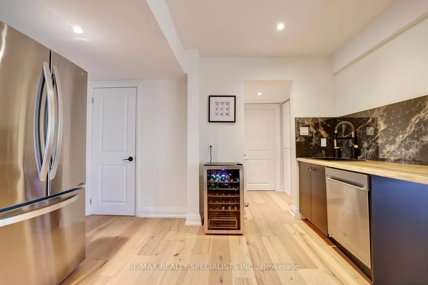 1301 Gatehouse Drive
