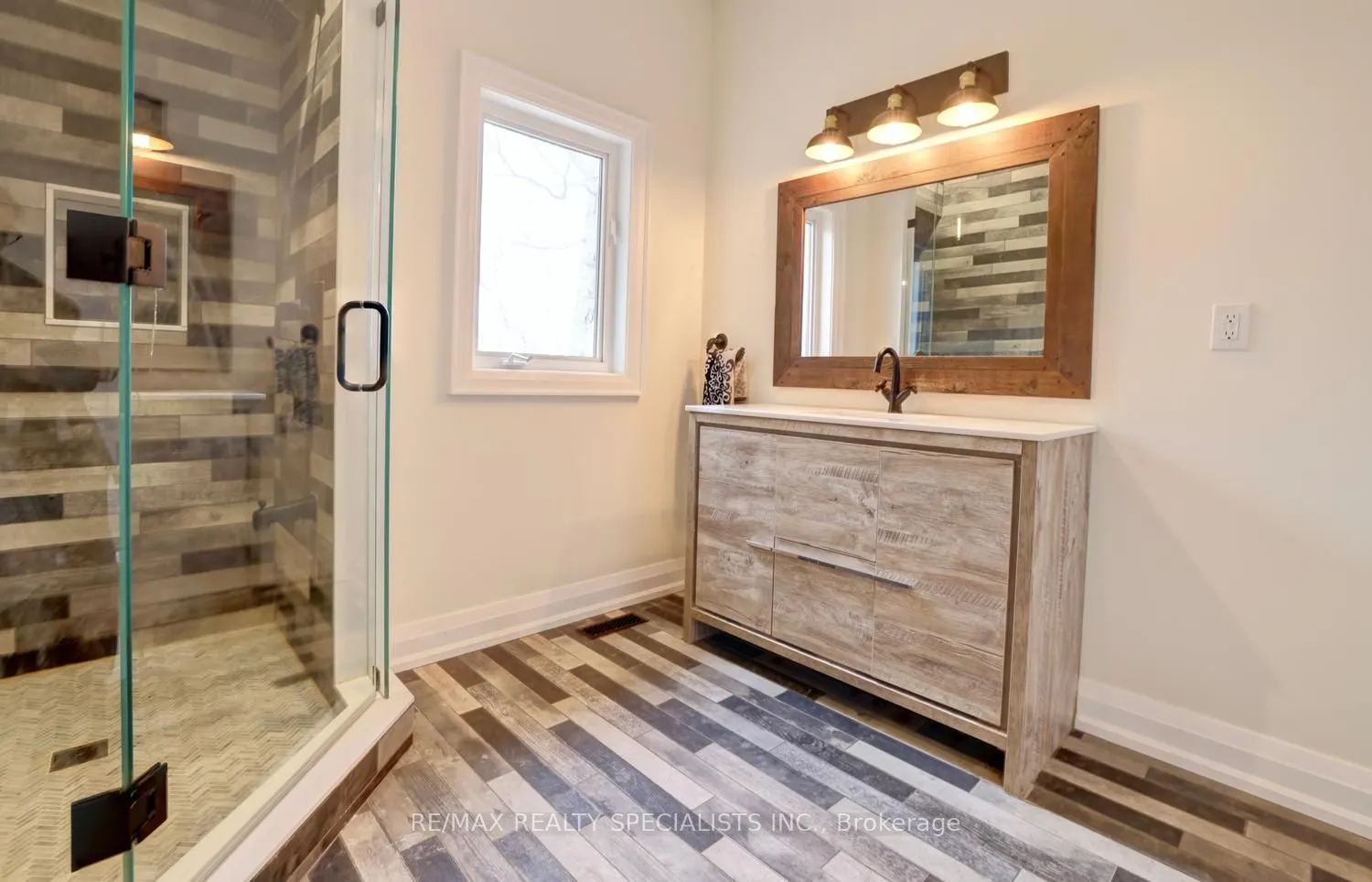 1301 Gatehouse Drive