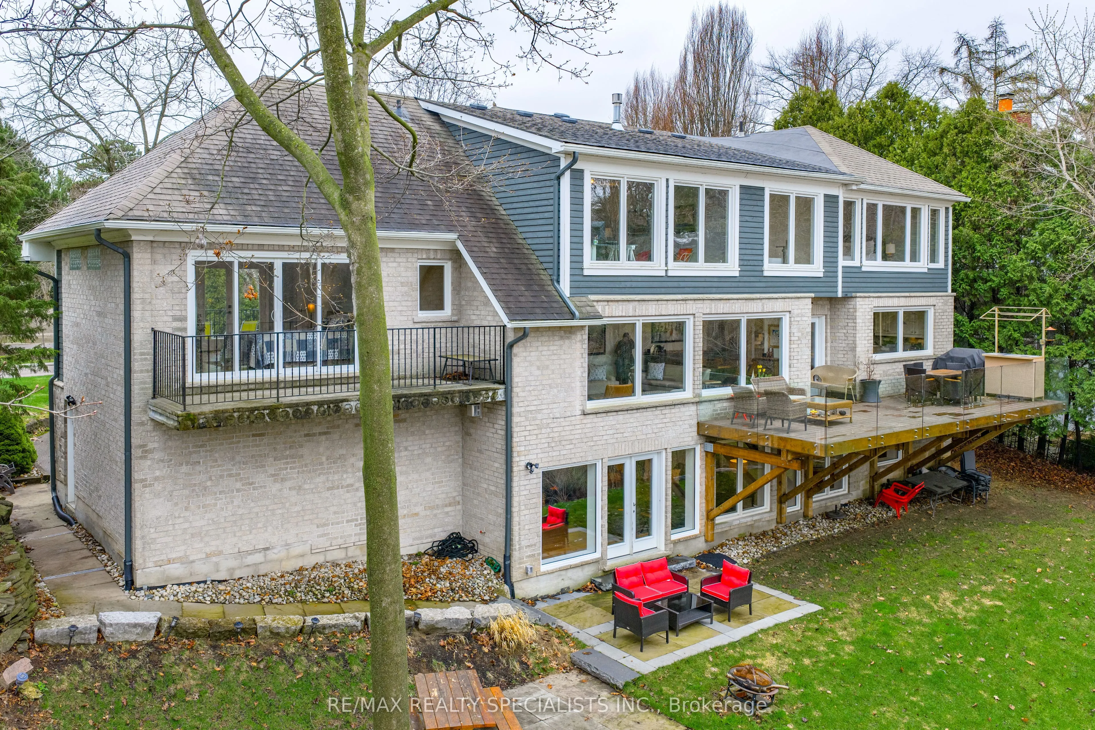 1301 Gatehouse Drive