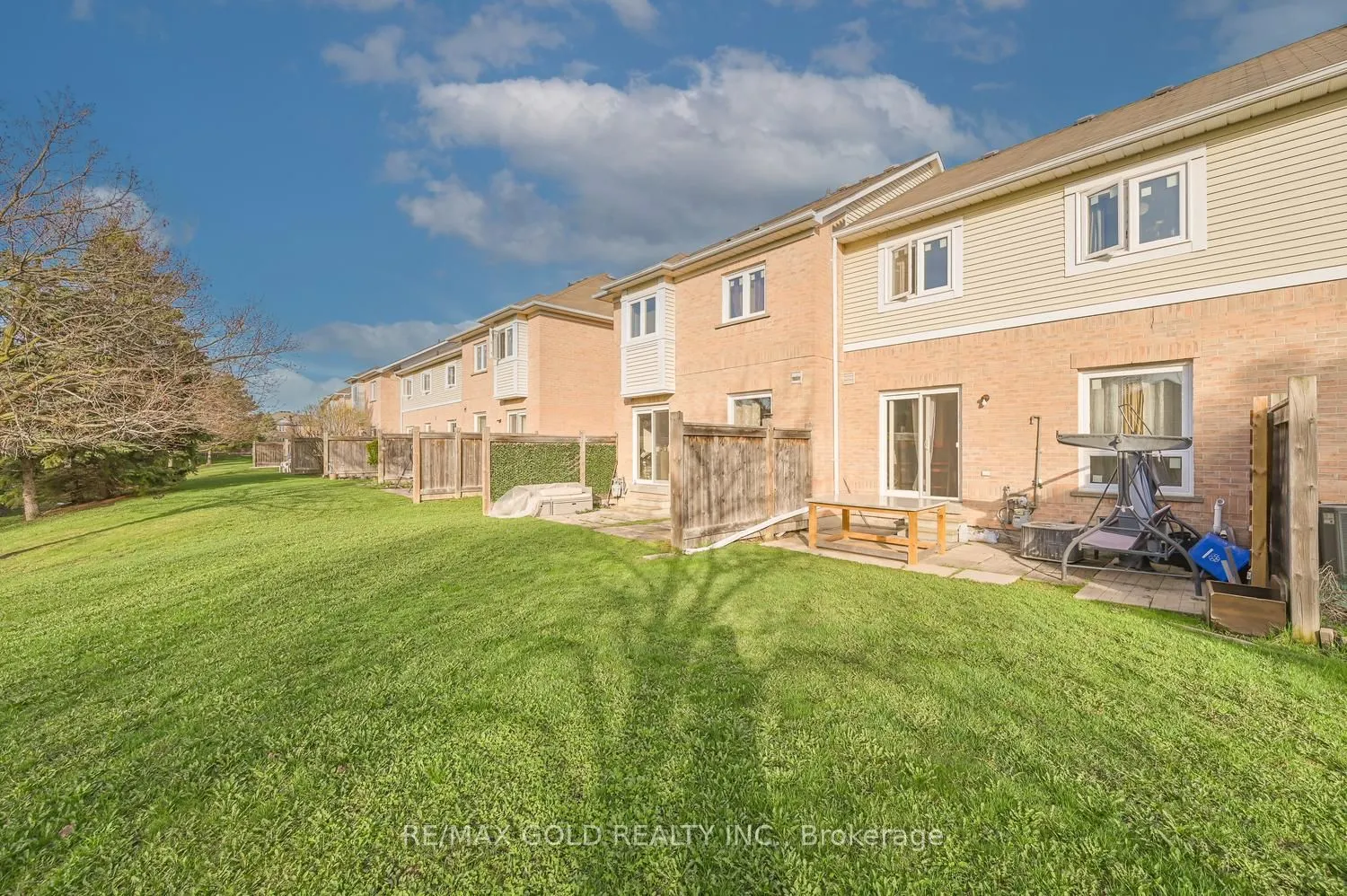 30 Wickstead Court #15