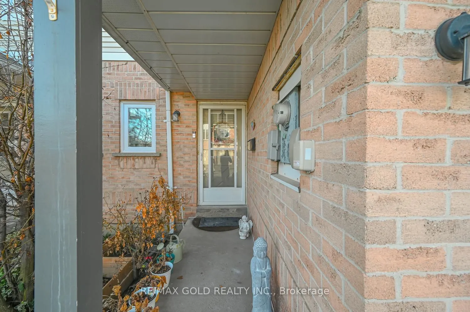 30 Wickstead Court #15