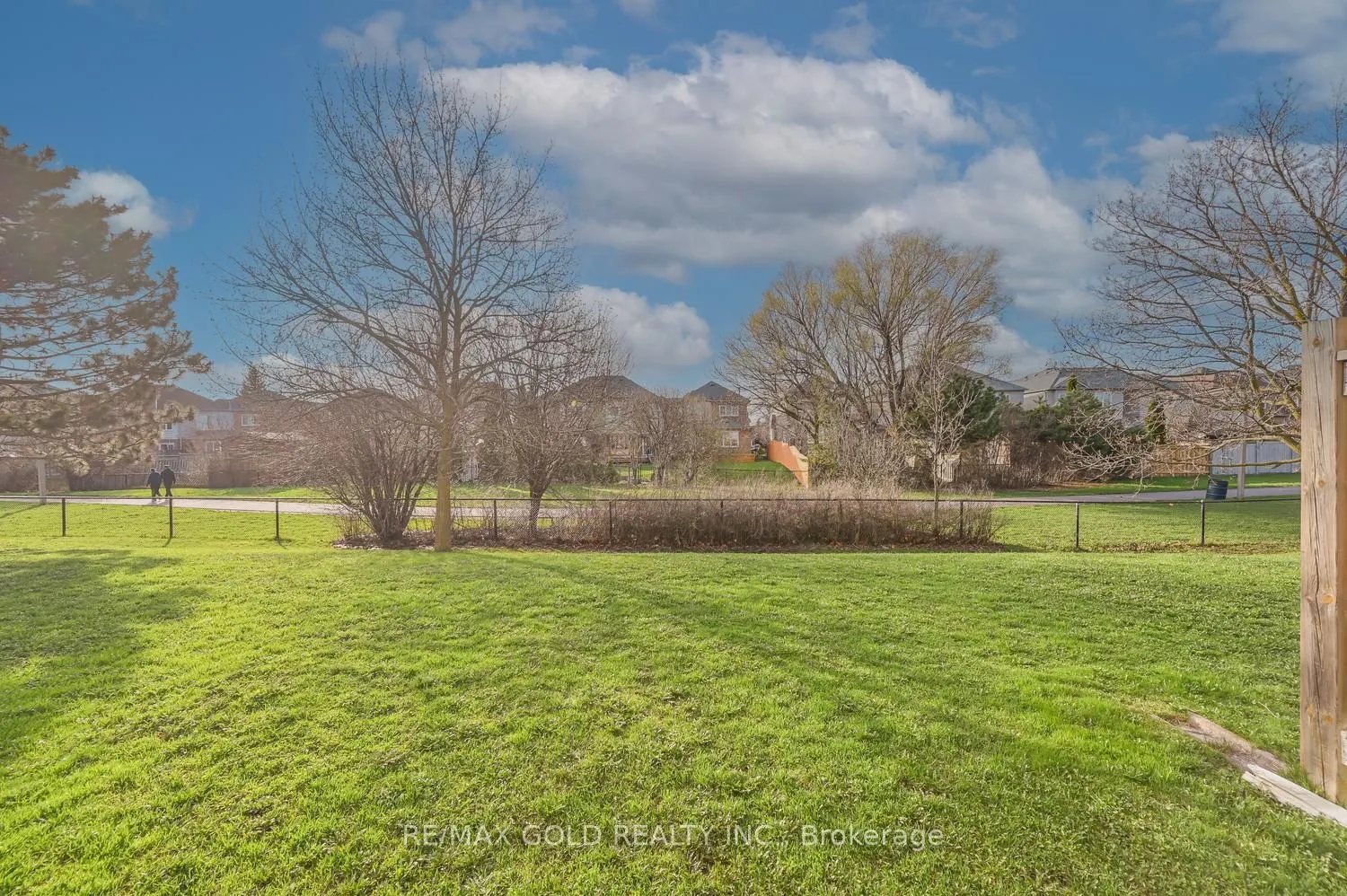 30 Wickstead Court #15