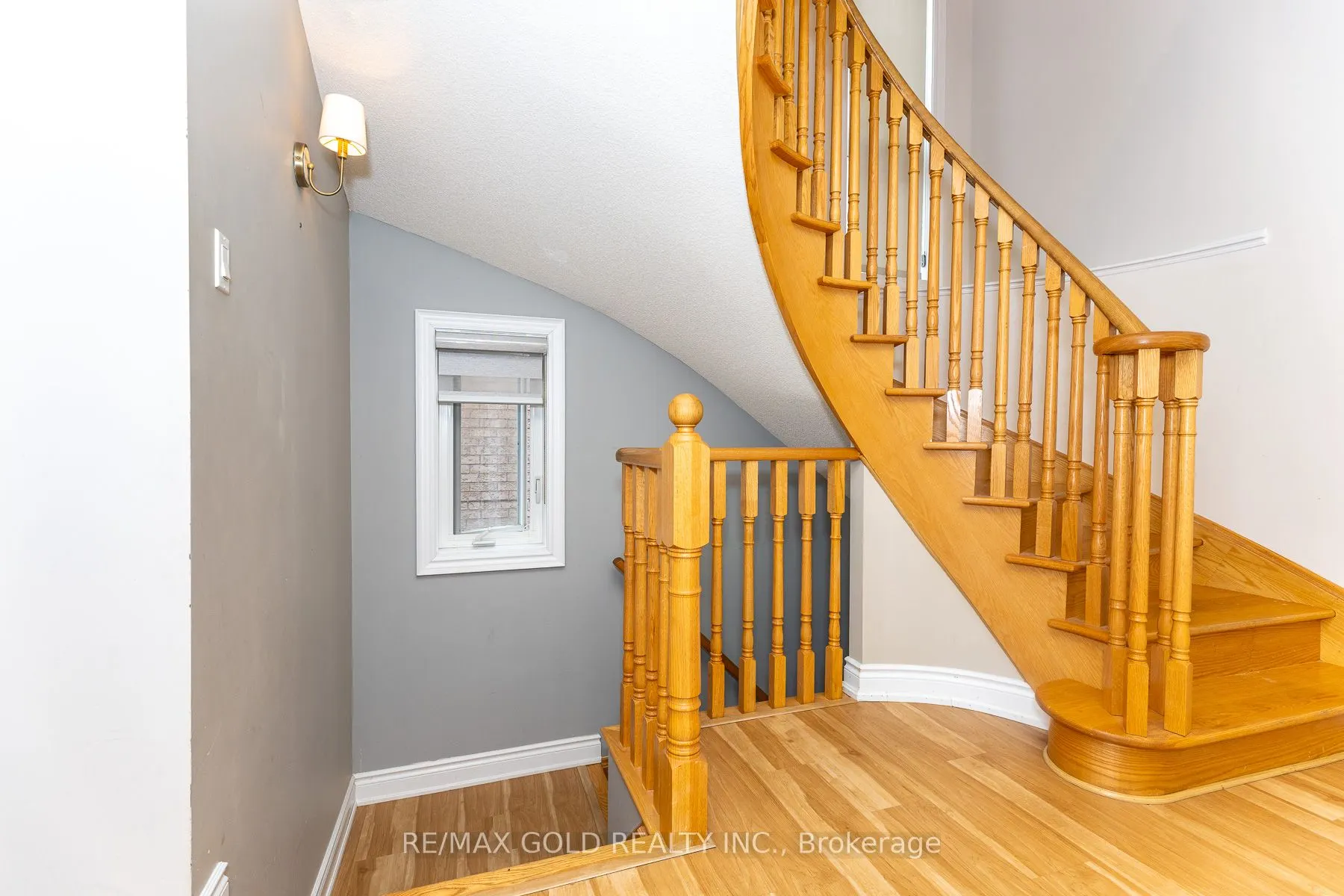 943 Transom Crescent