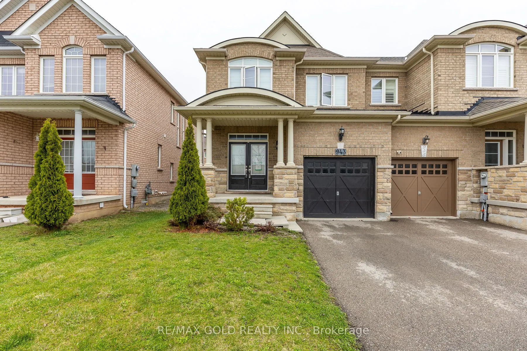 943 Transom Crescent