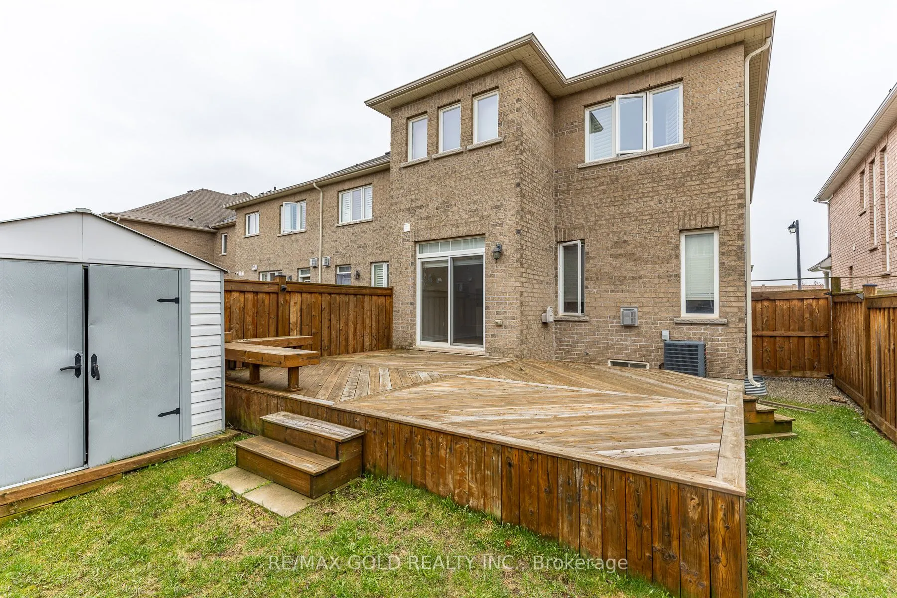 943 Transom Crescent
