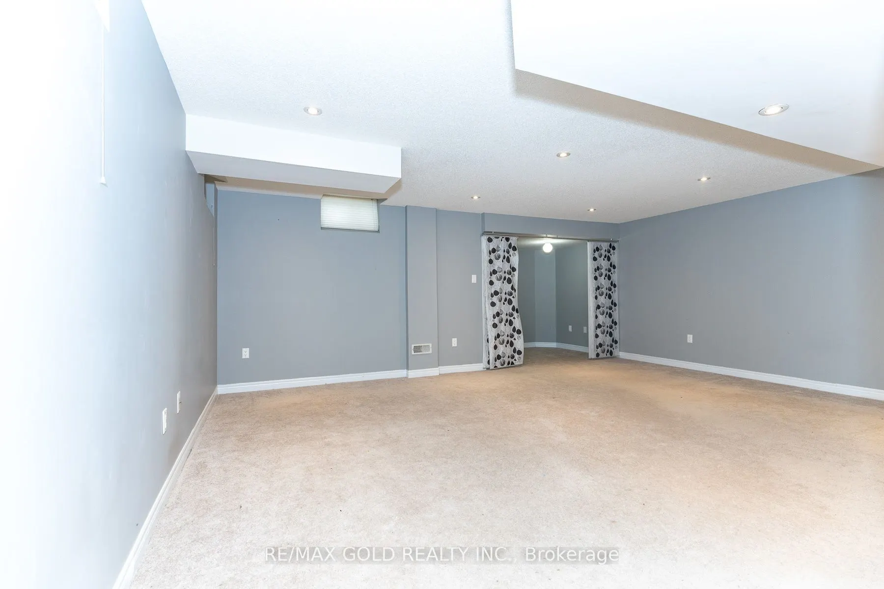 943 Transom Crescent