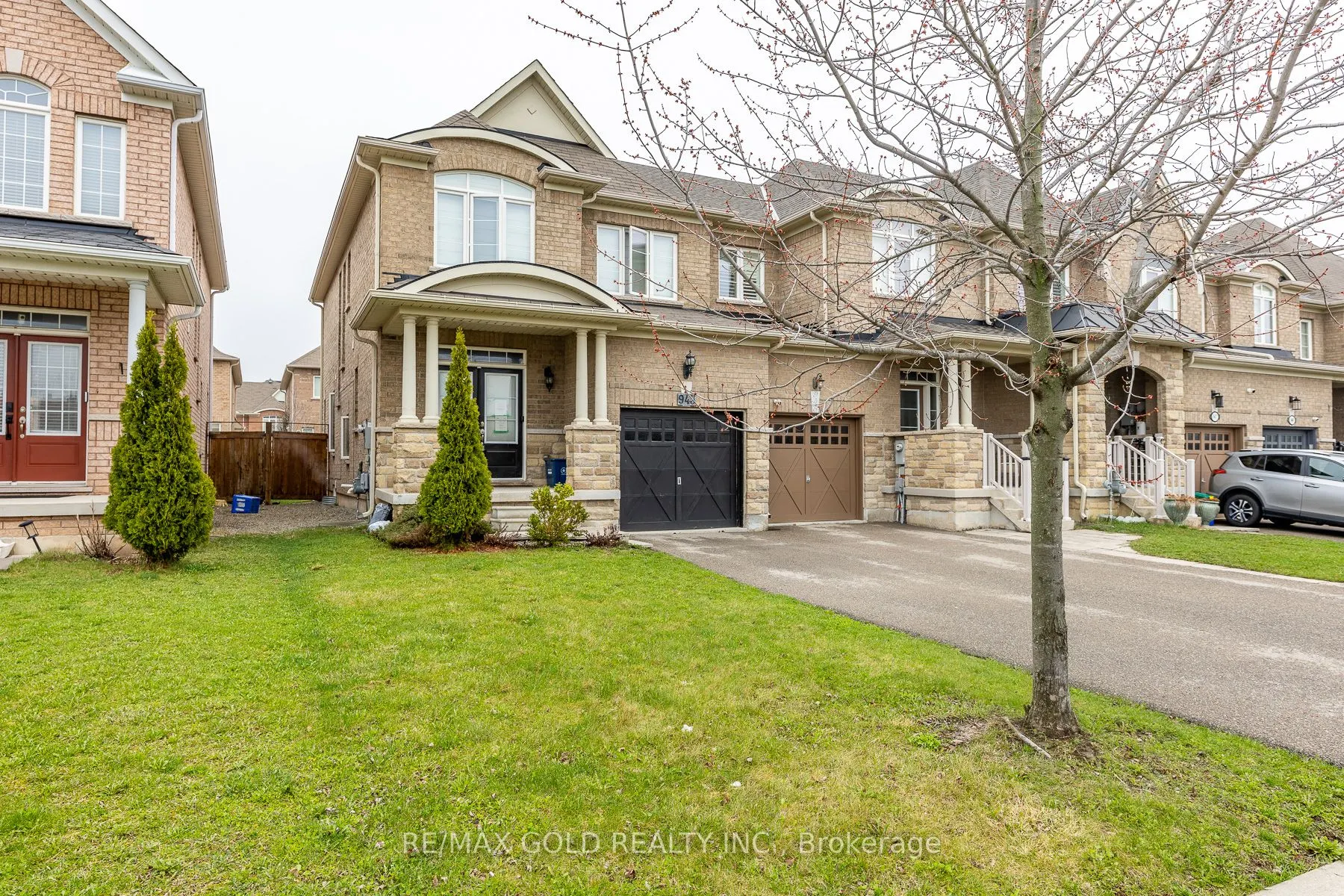943 Transom Crescent