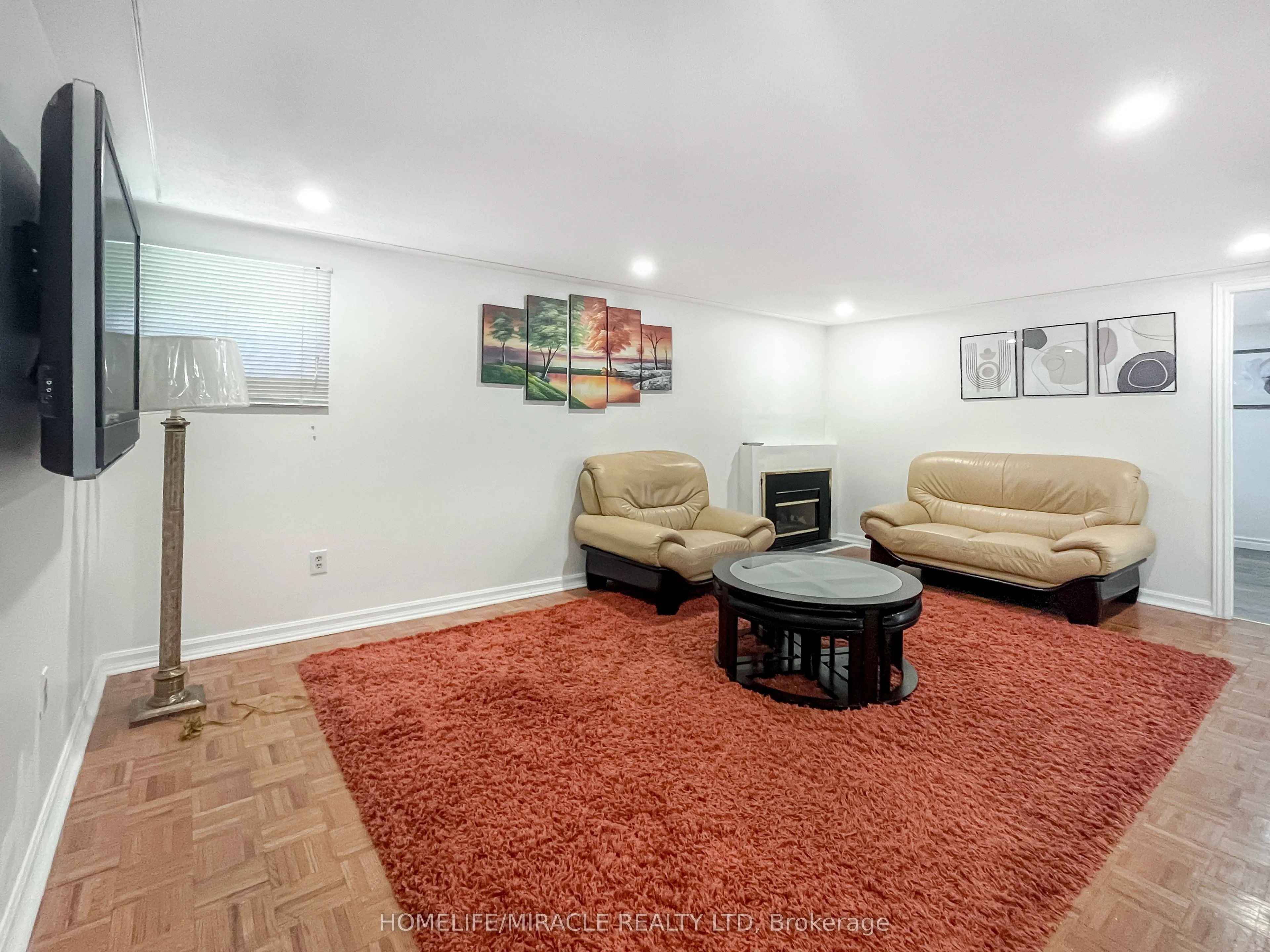 3485 Oakglade Crescent