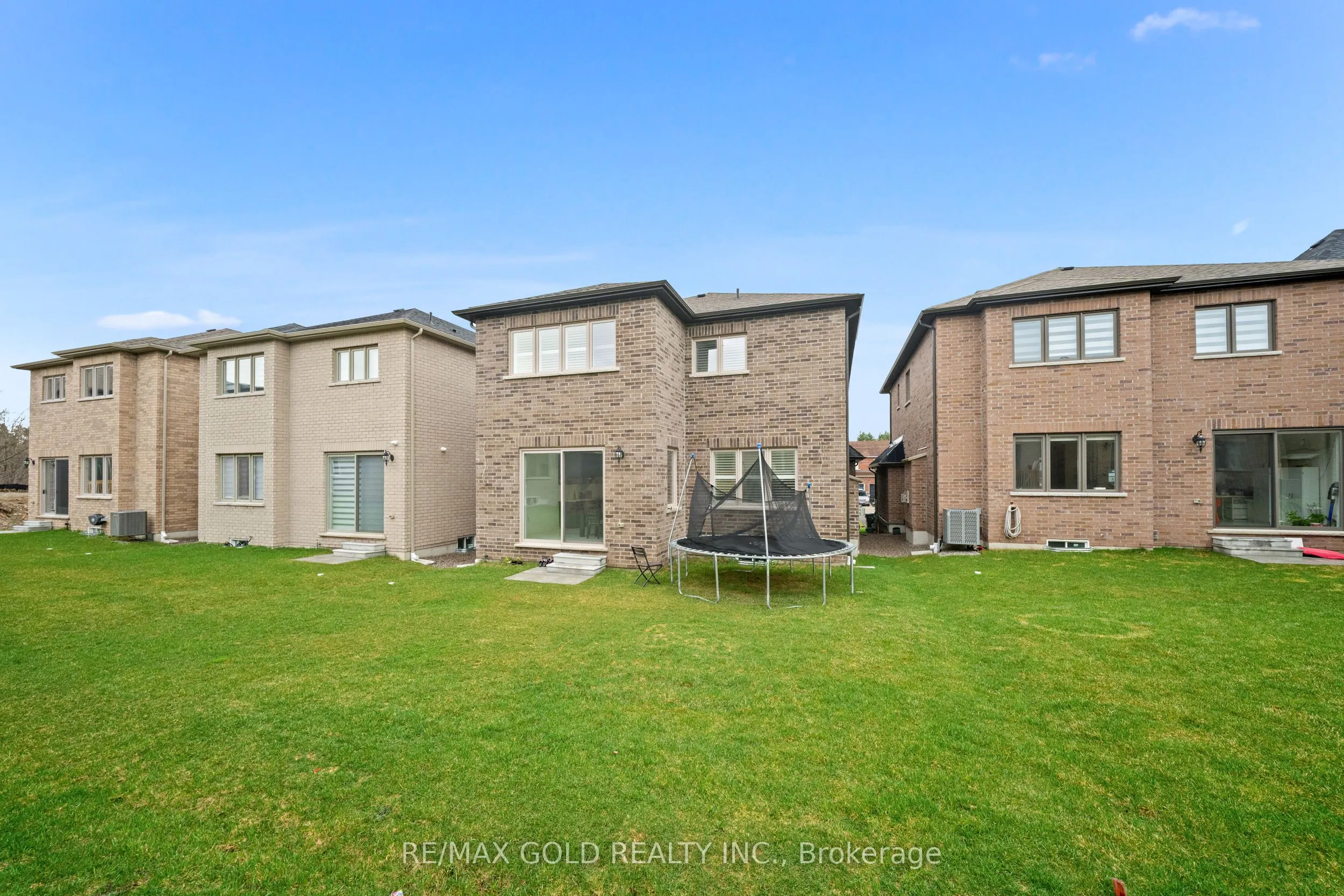 105 Walker Road W
