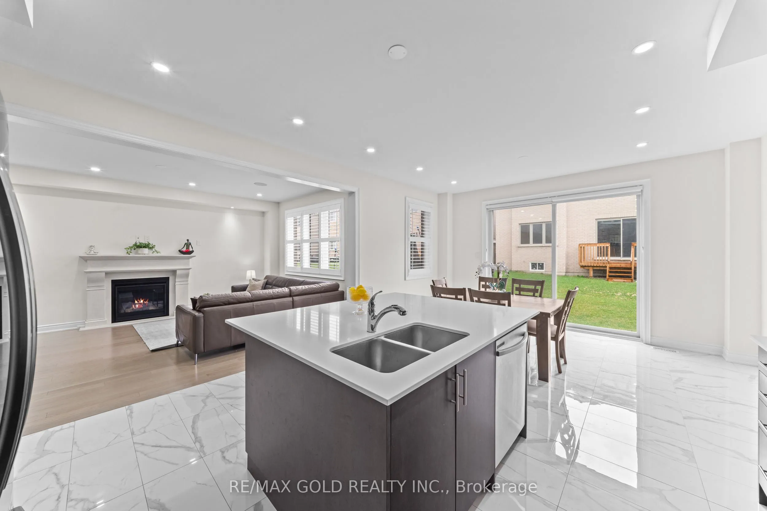 105 Walker Road W