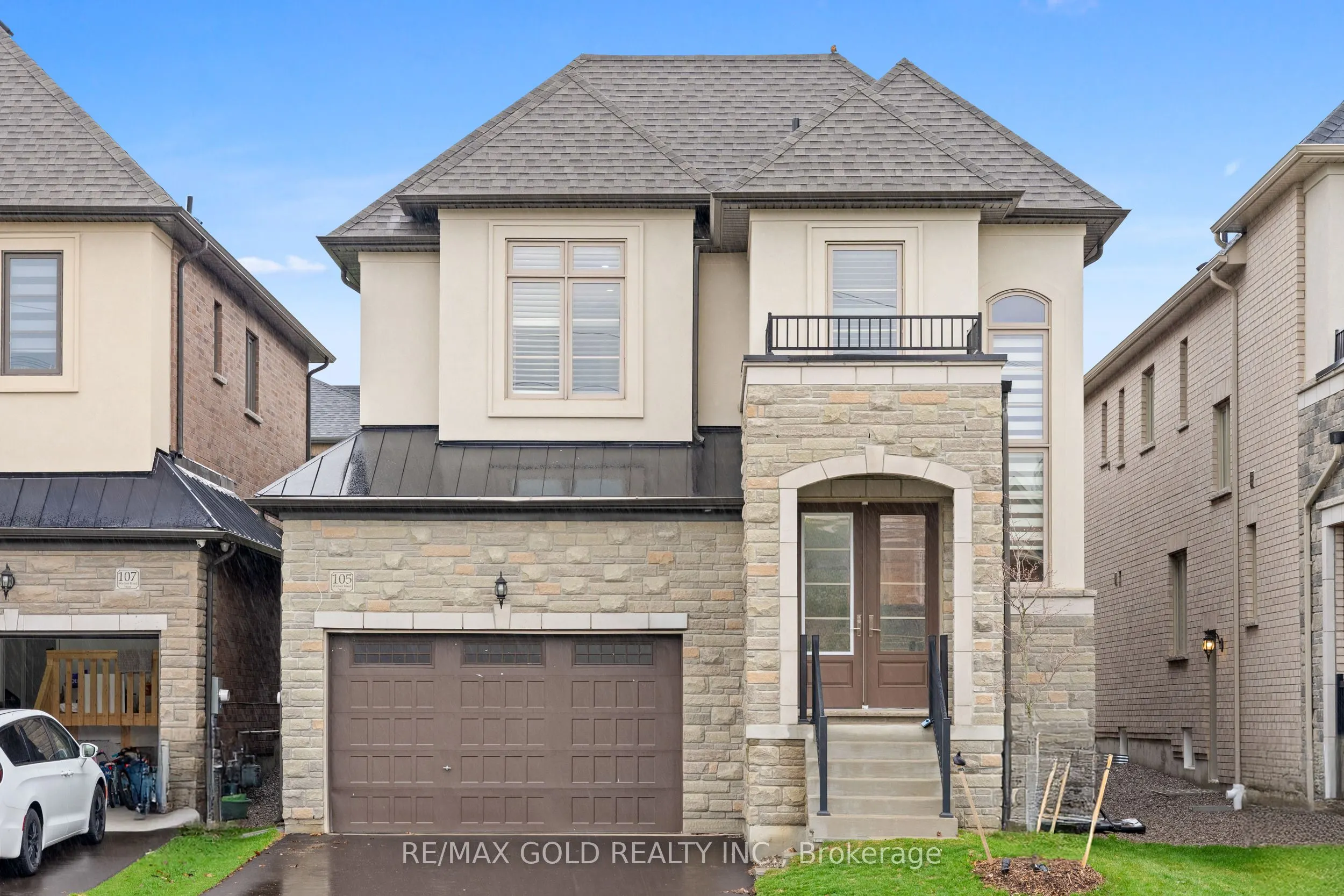 105 Walker Road W
