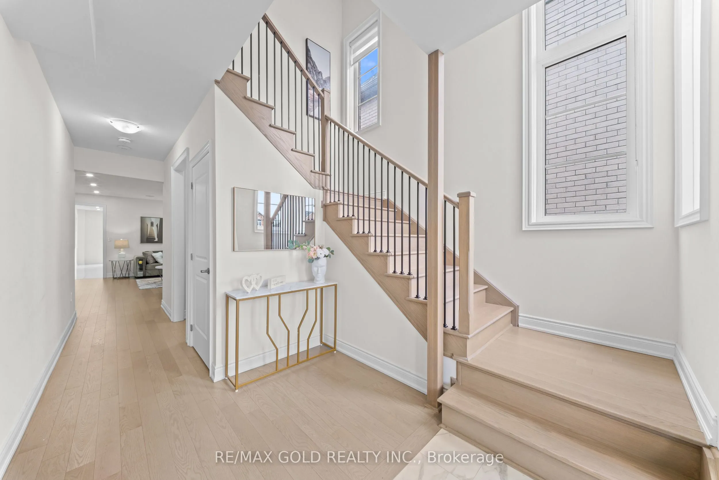 105 Walker Road W