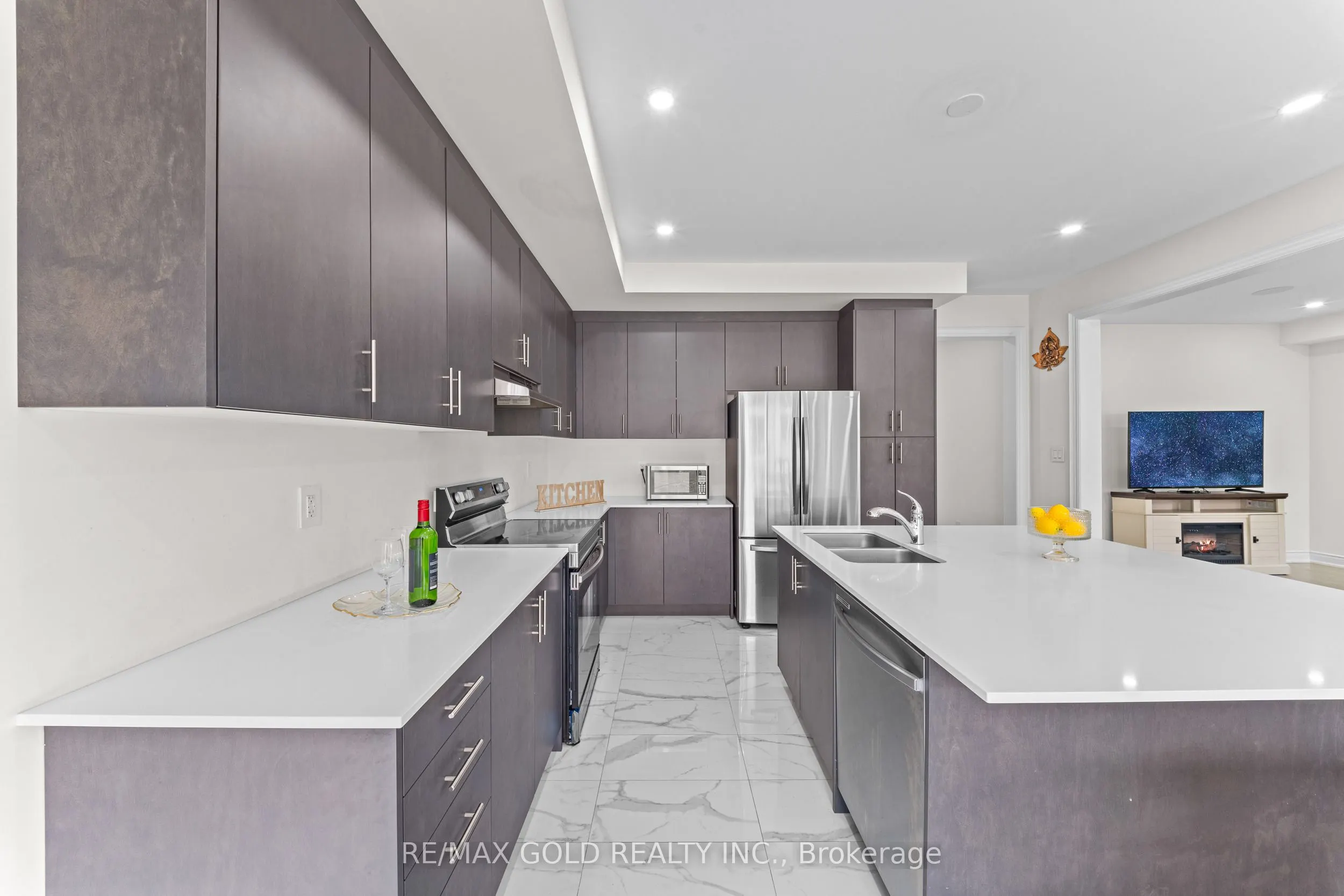 105 Walker Road W