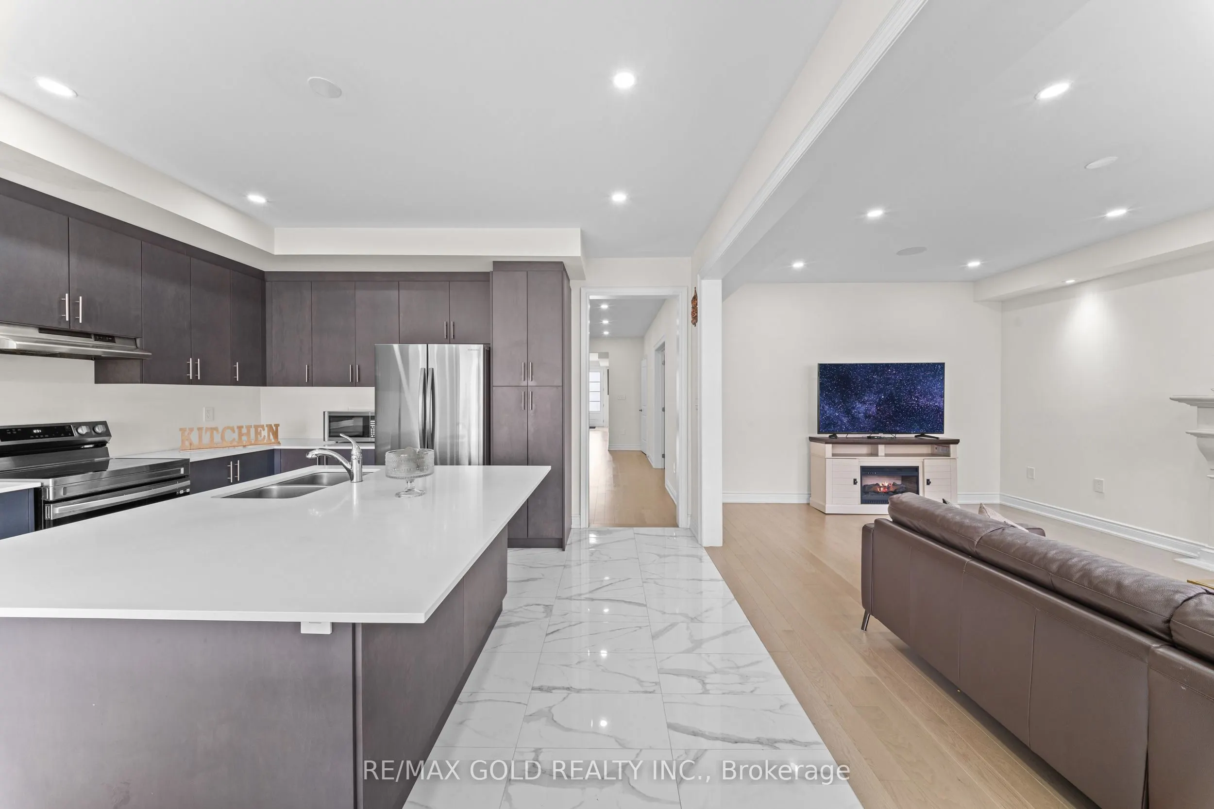 105 Walker Road W