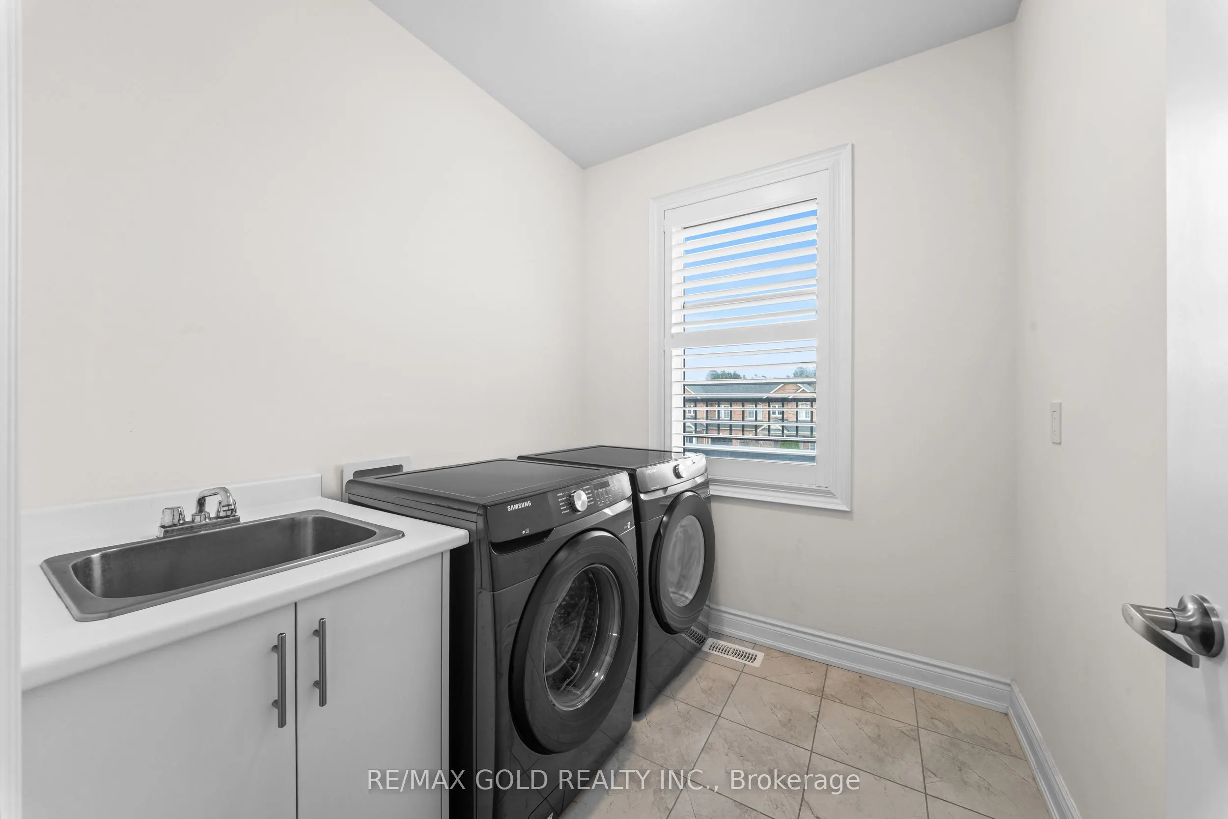 105 Walker Road W