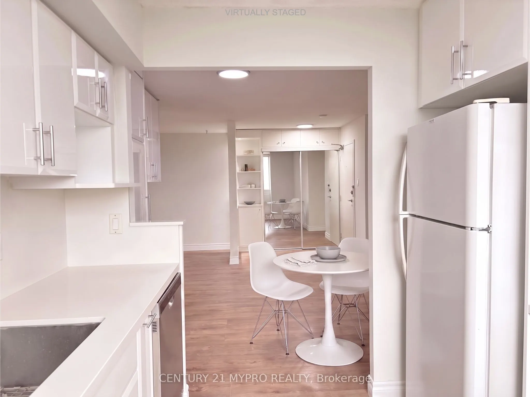 355 Rathburn Road E #1001