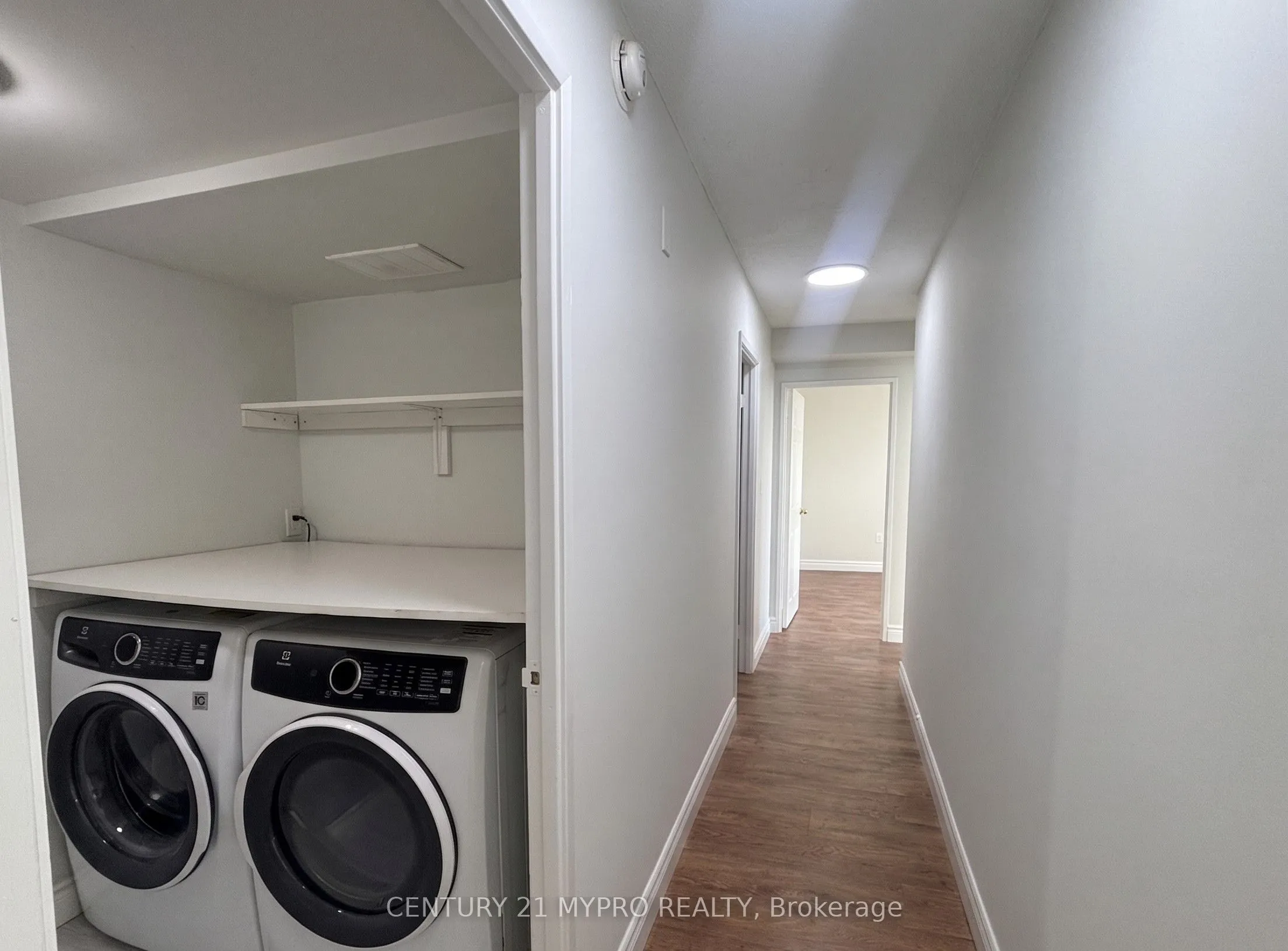 355 Rathburn Road E #1001