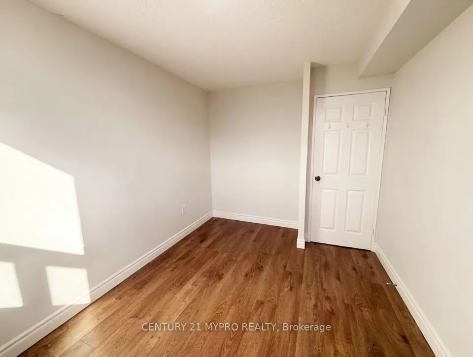 355 Rathburn Road E #1001