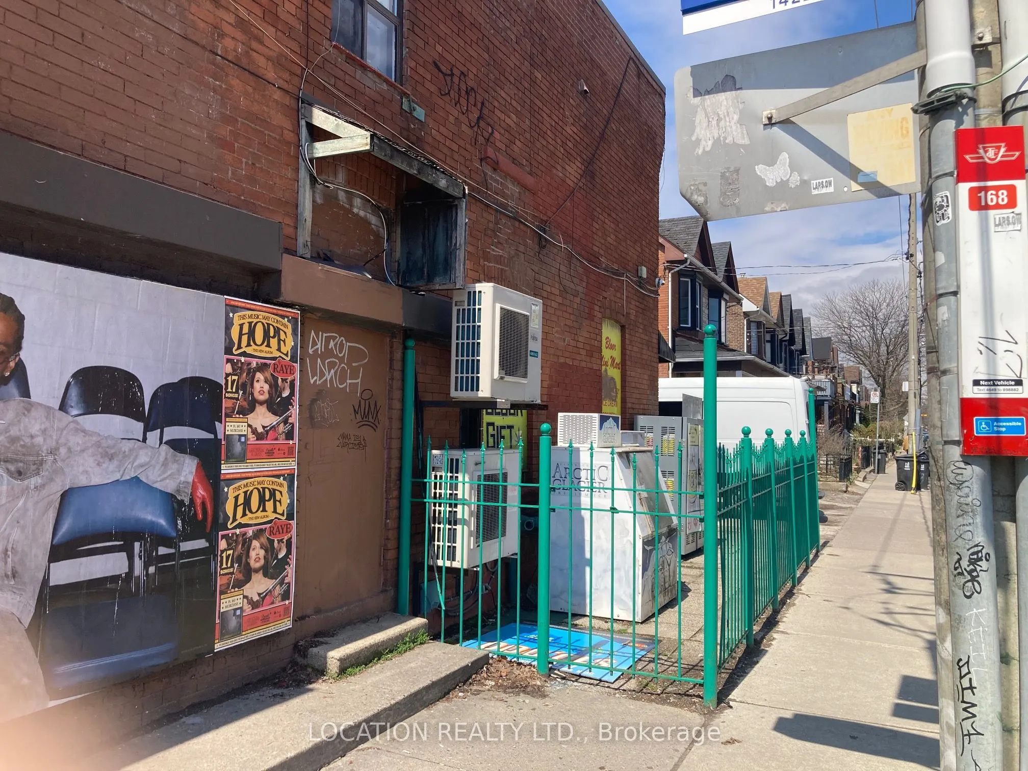1422 Bloor Street W