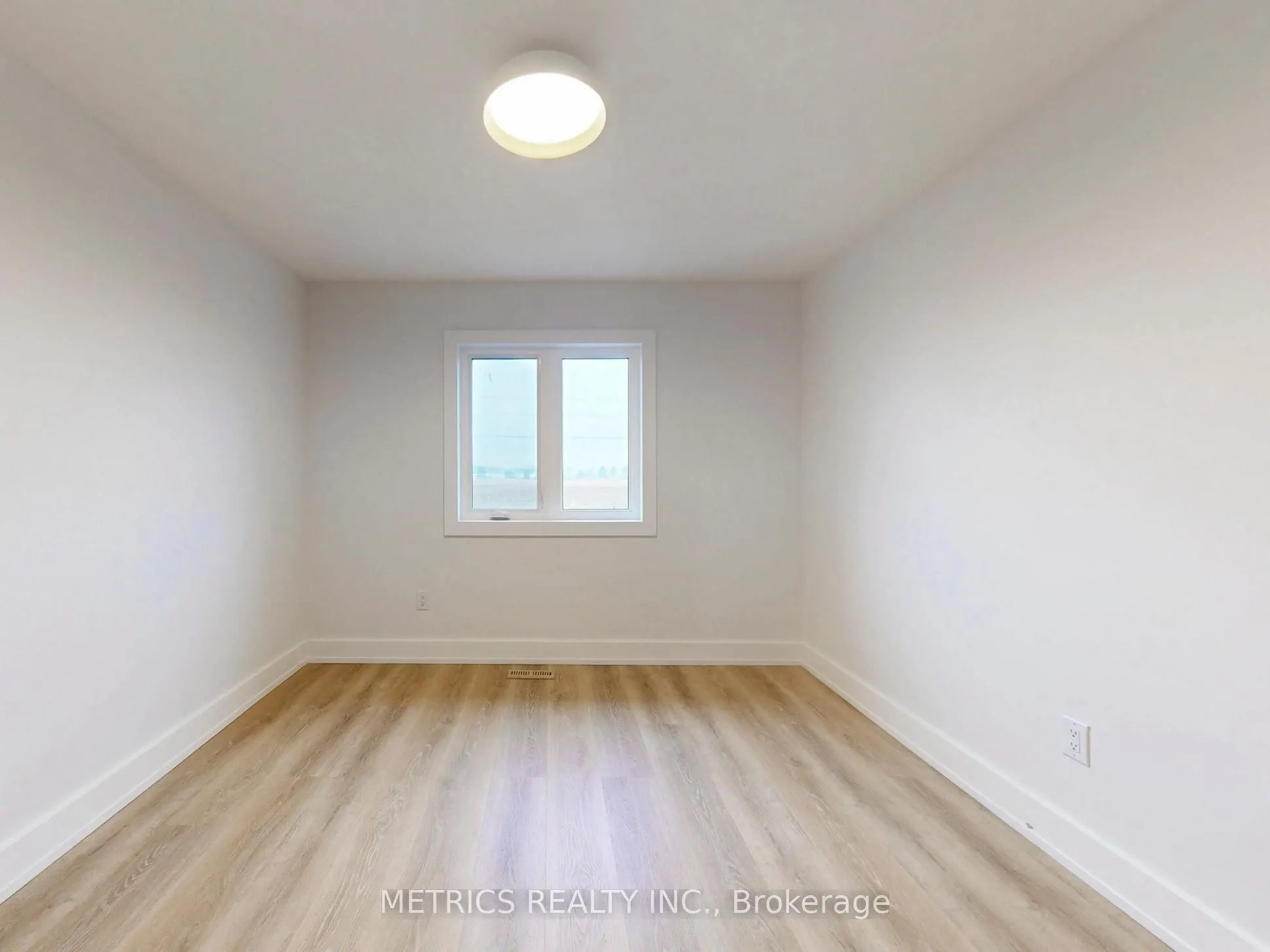 18 Alderbrook Place