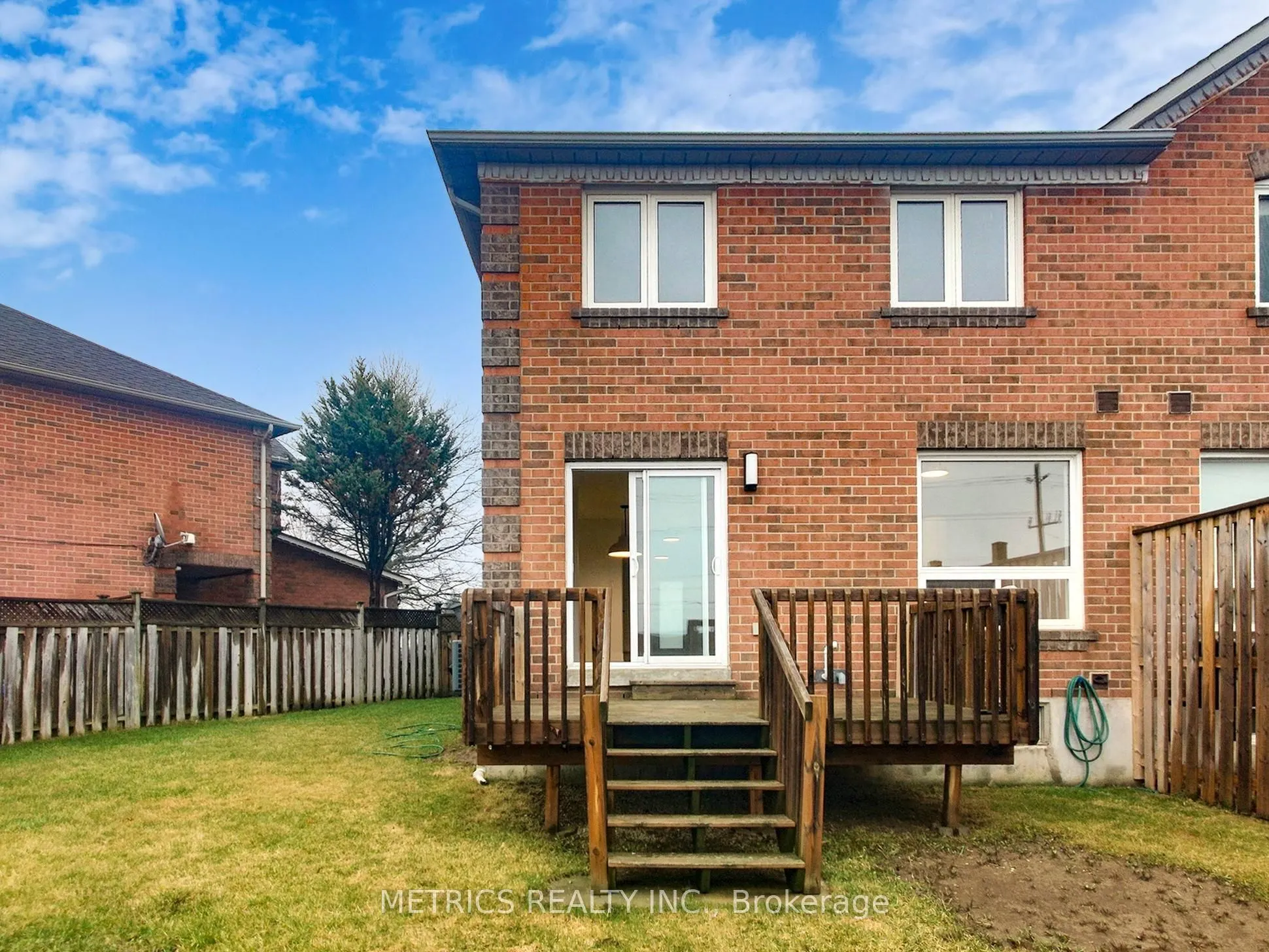 18 Alderbrook Place