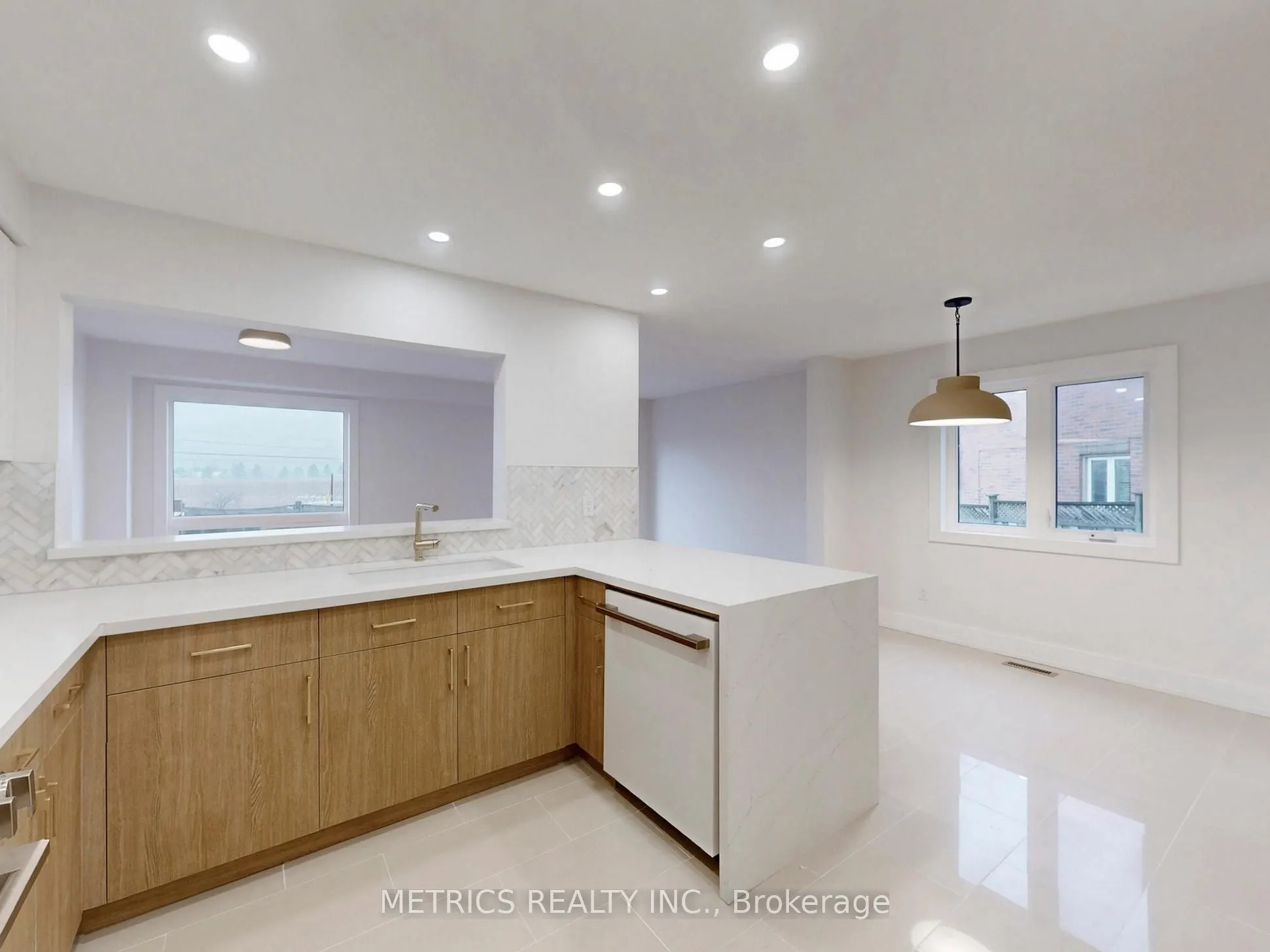 18 Alderbrook Place