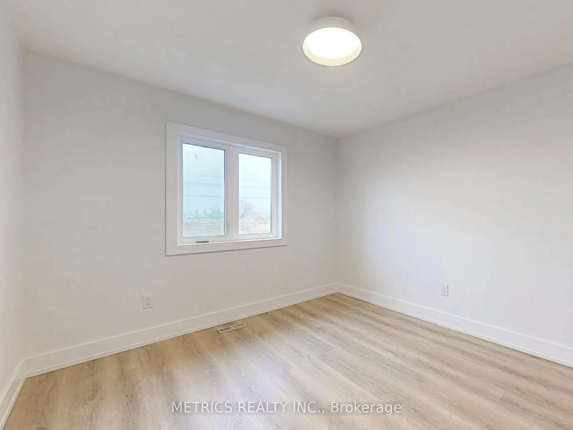 18 Alderbrook Place