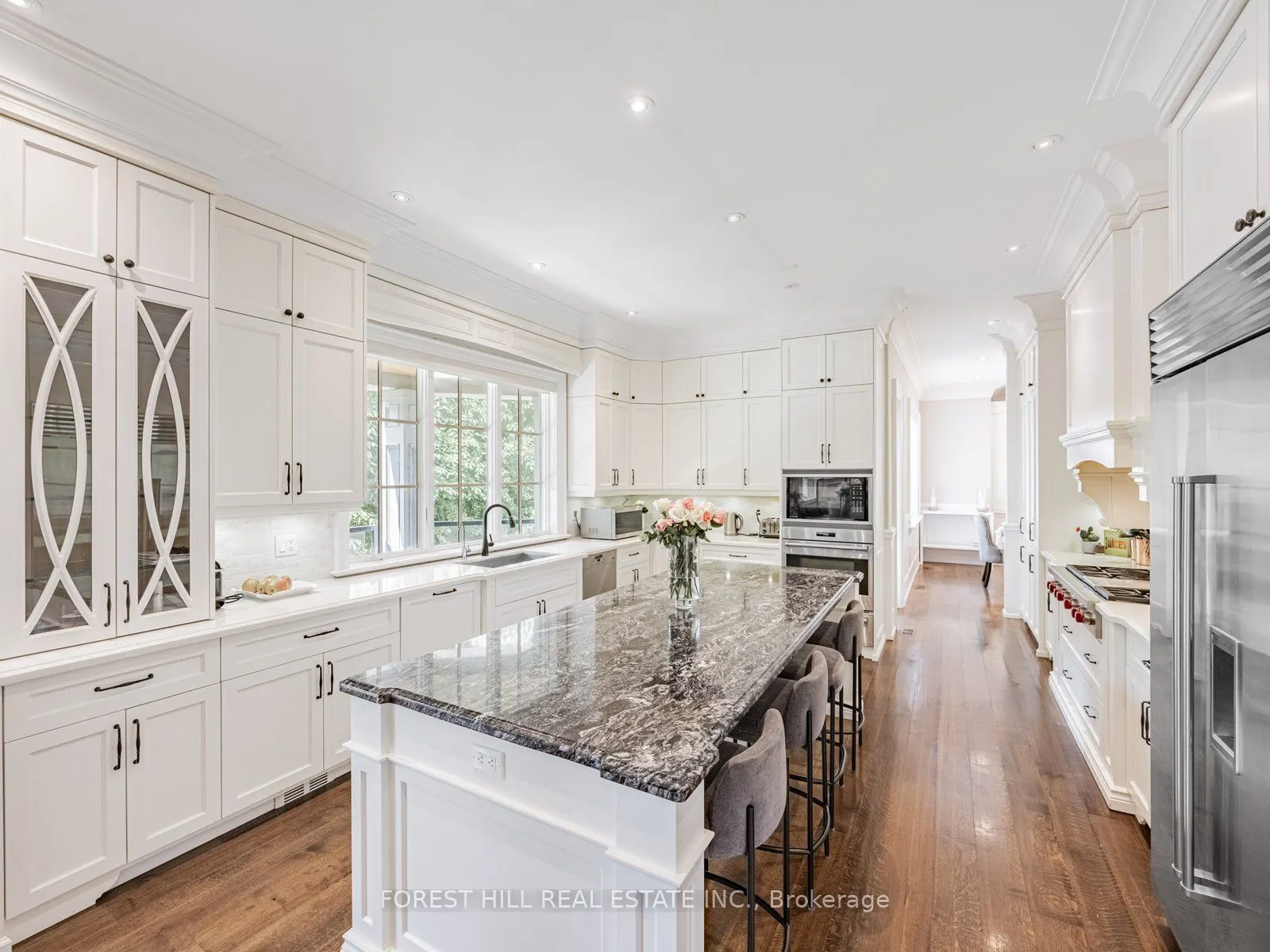 302 Pinehurst Drive W