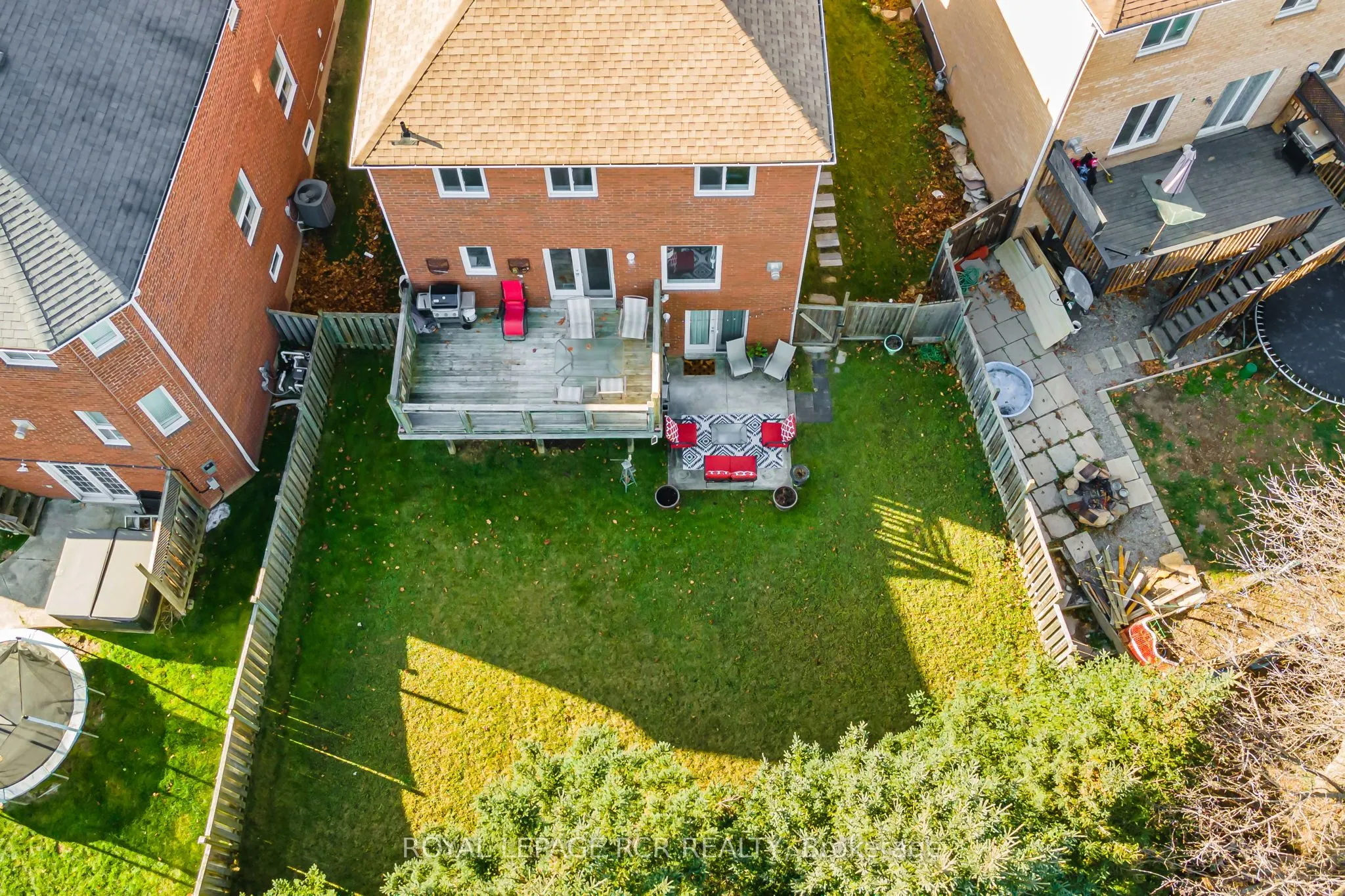 234 Howard Crescent