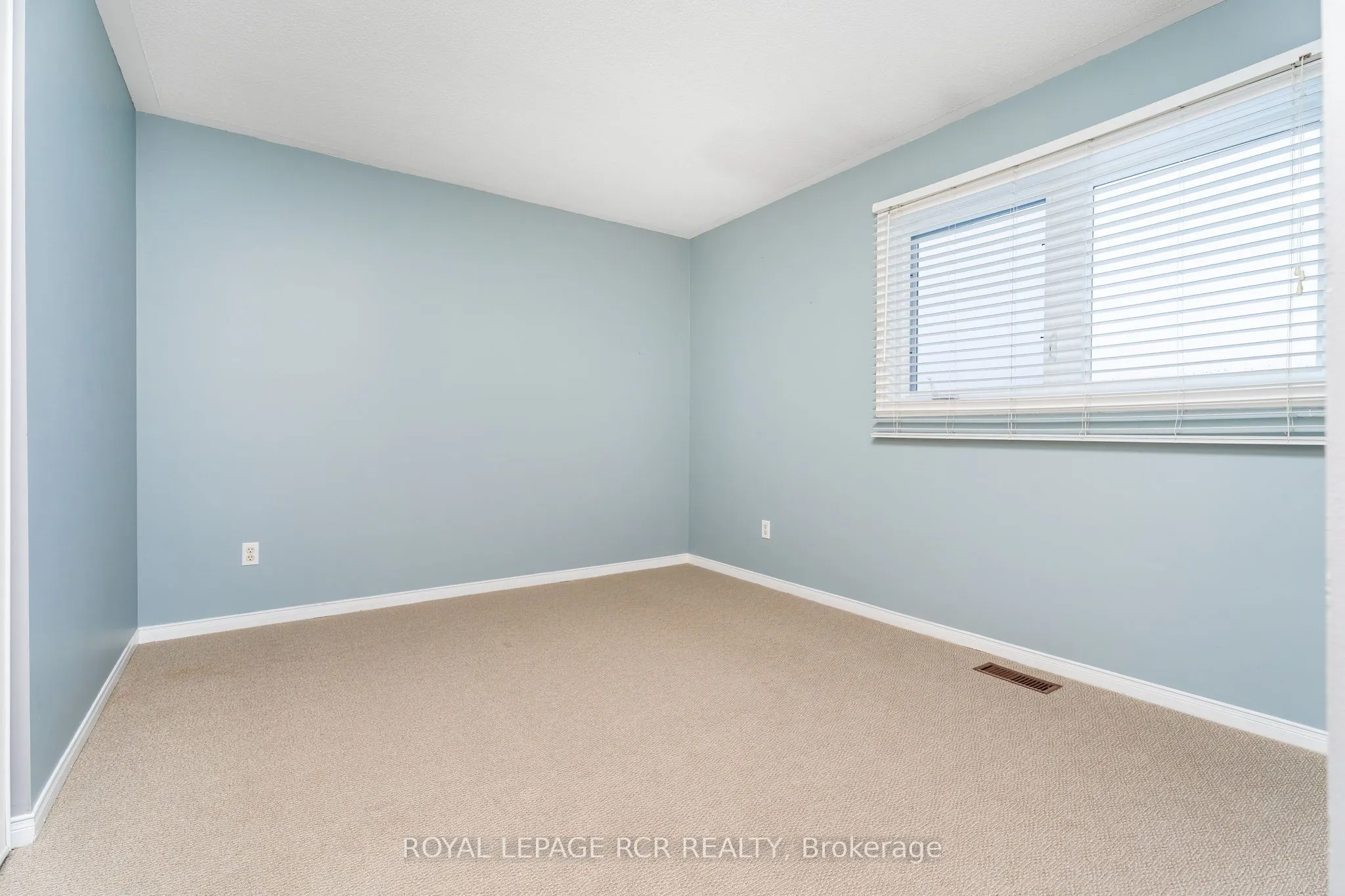 234 Howard Crescent