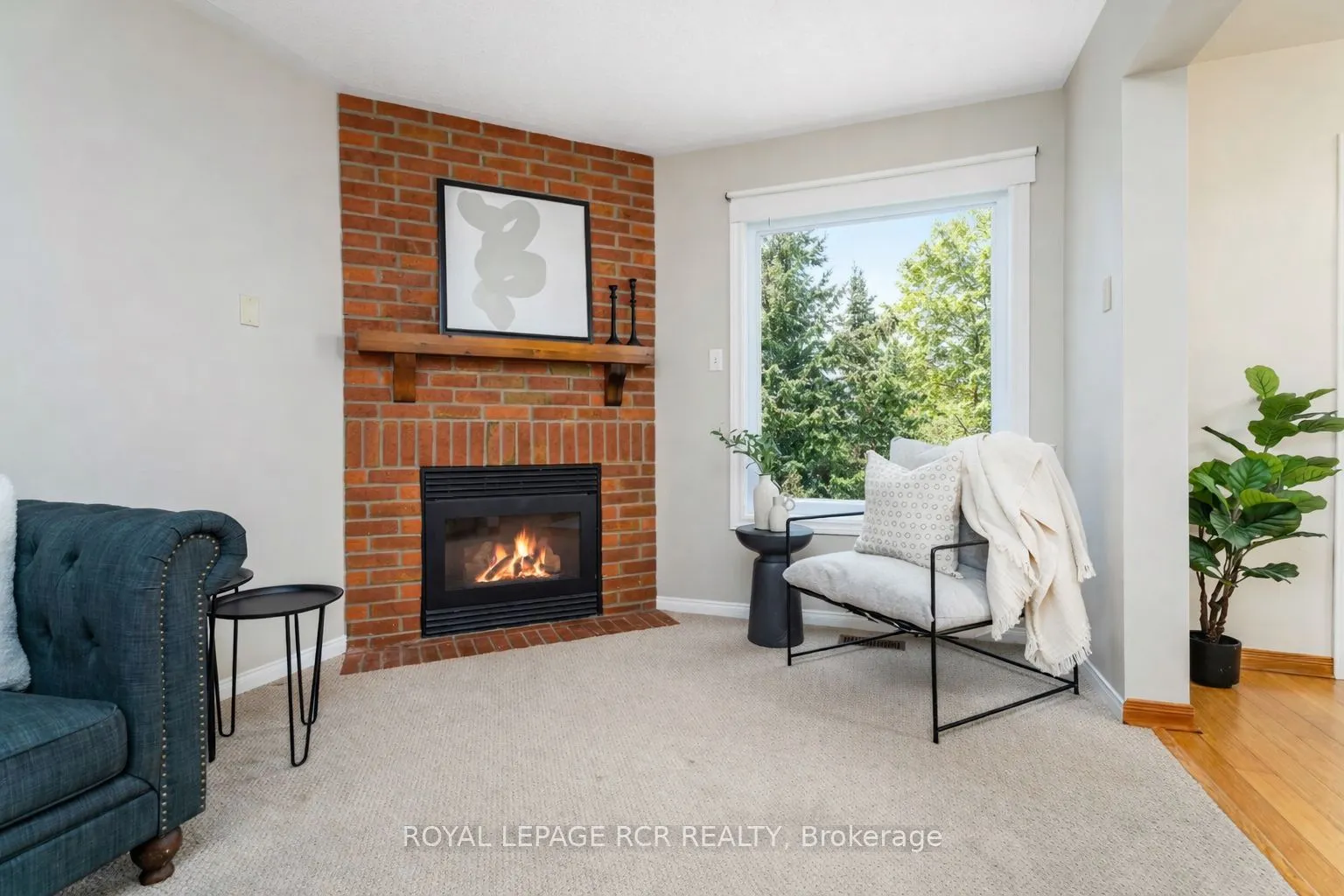 234 Howard Crescent