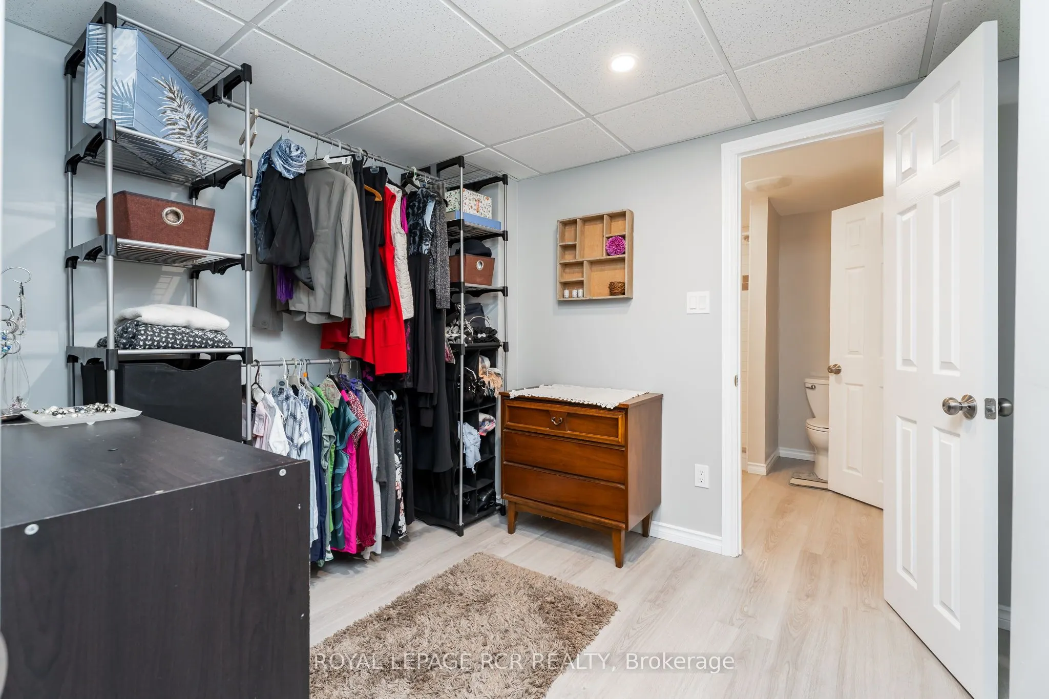 234 Howard Crescent