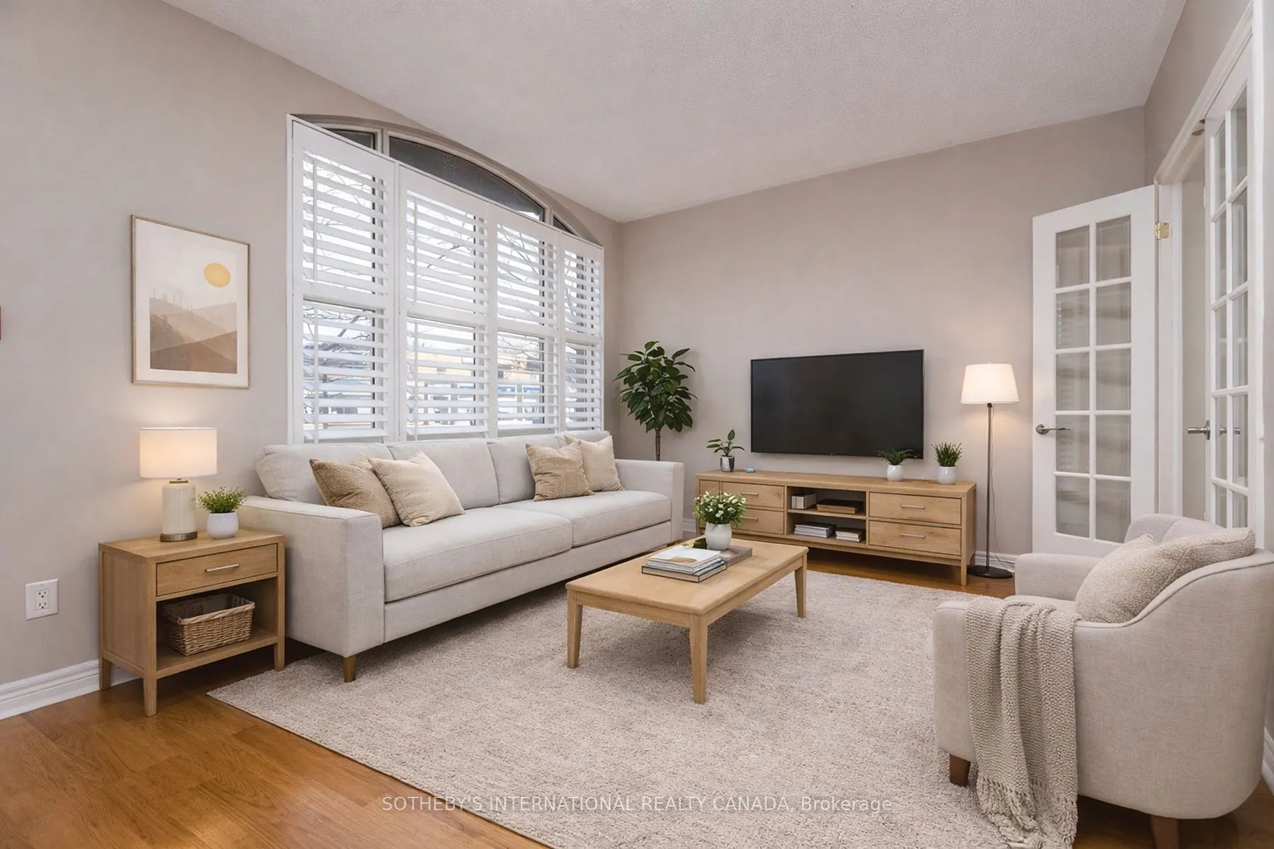 3085 Bloor Street W #108