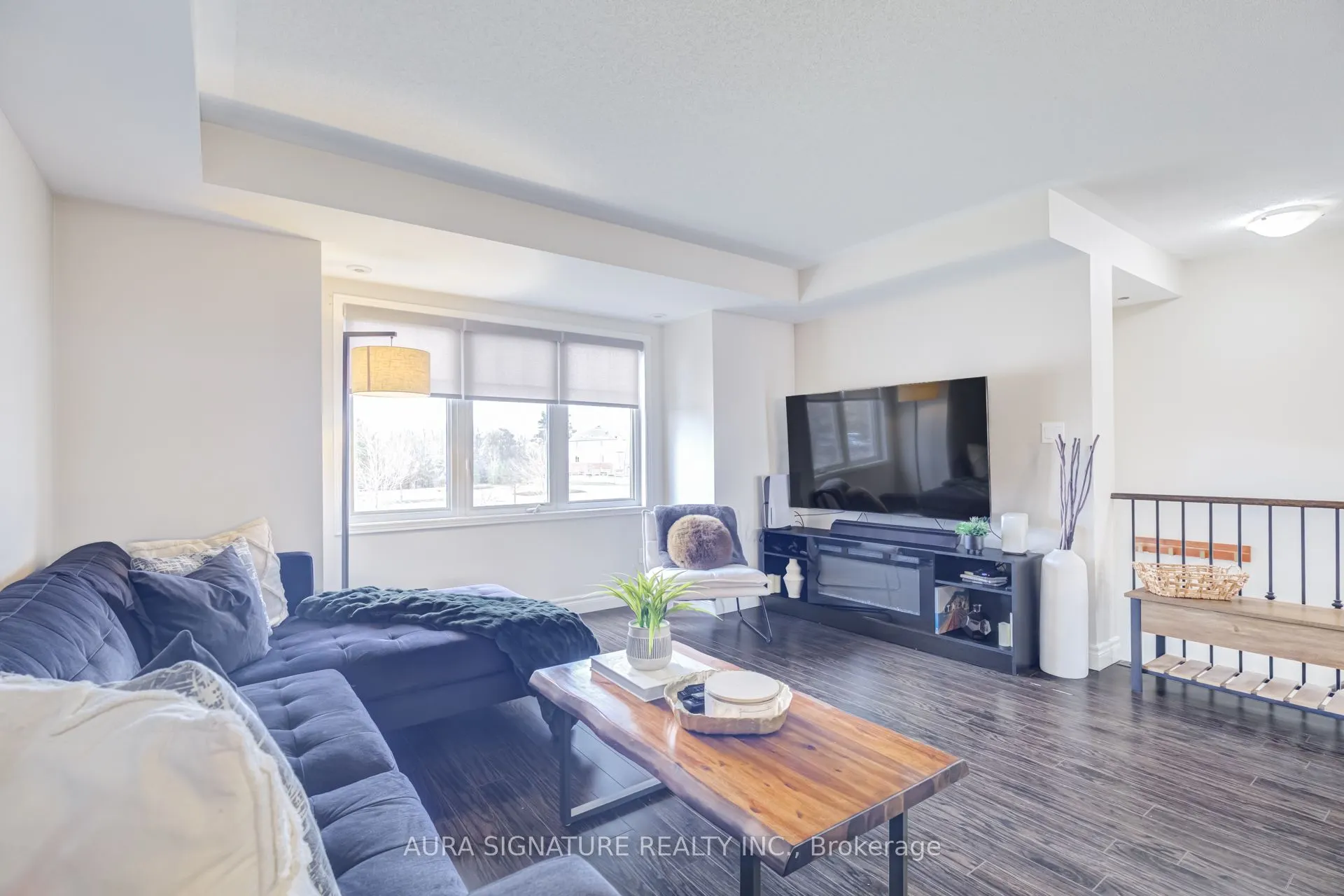 3335 Thomas Street E #6