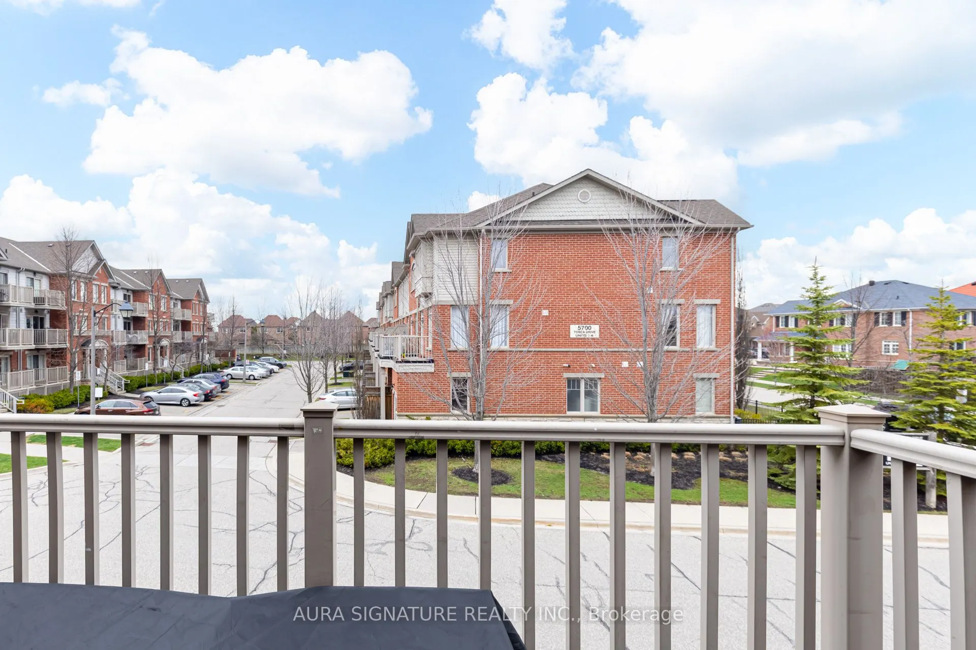 3335 Thomas Street E #6